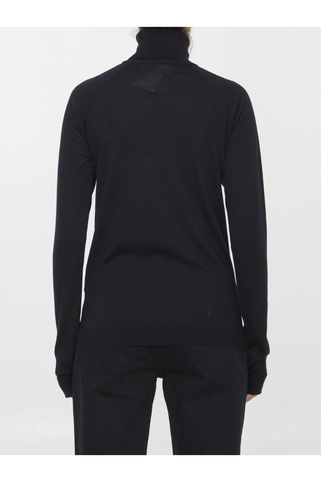 ARMARIUM-OUTLET-SALE-Vas turtleneck-ARCHIVIST