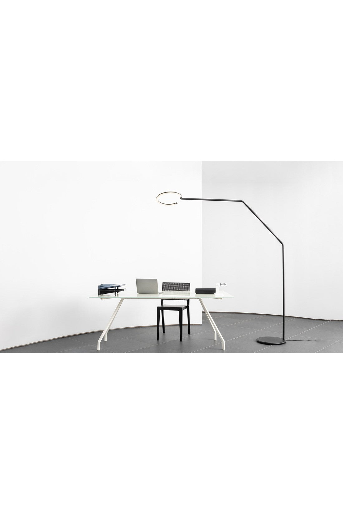 Artemide-OUTLET-SALE-Vine Light Stehleuchte-ARCHIVIST