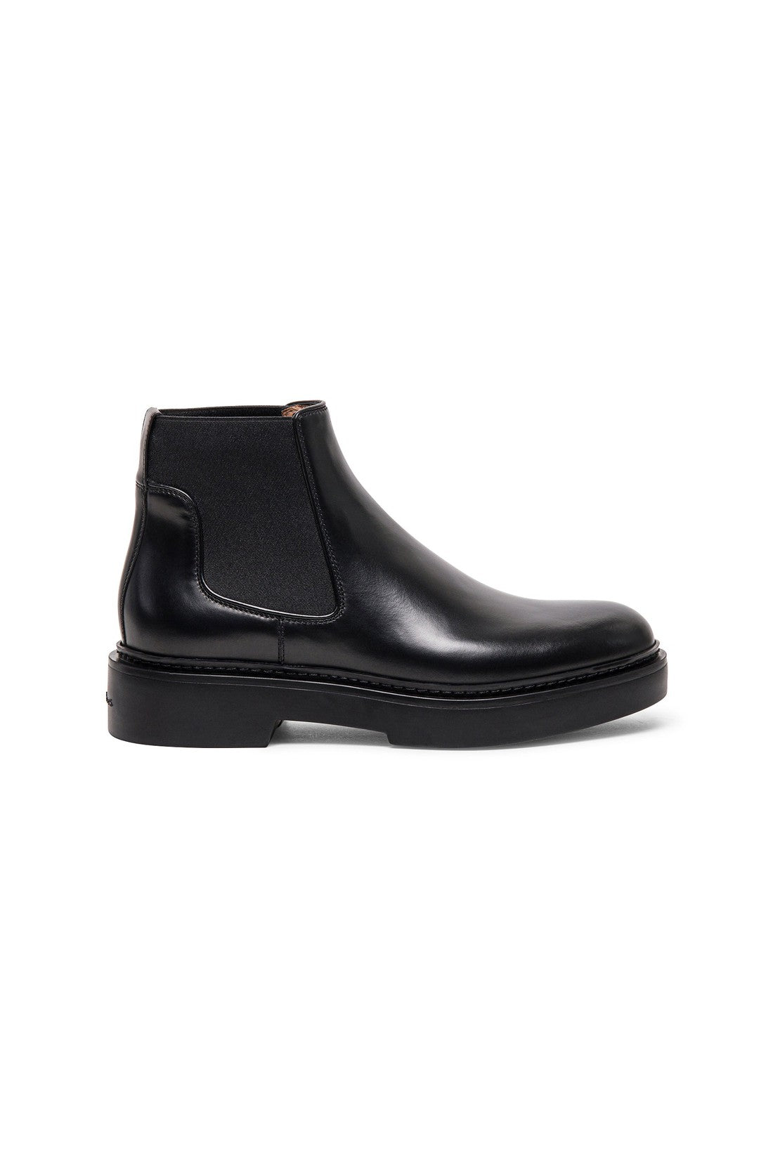 Women’s black leather Chelsea boot