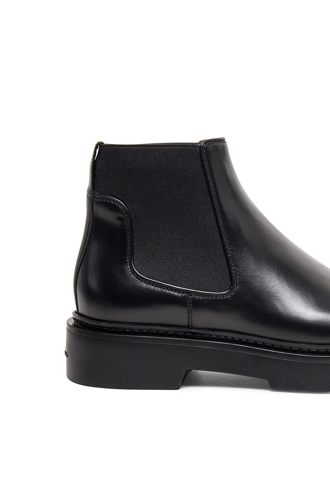 Women’s black leather Chelsea boot