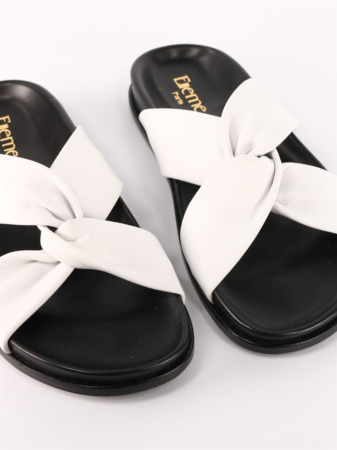 ELLEME-OUTLET-SALE-White leather sandals-ARCHIVIST