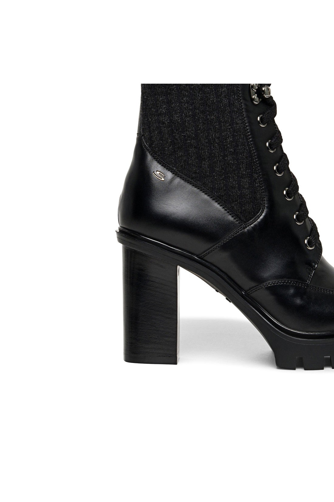 Women's black leather mid-heel lace-up ankle boot