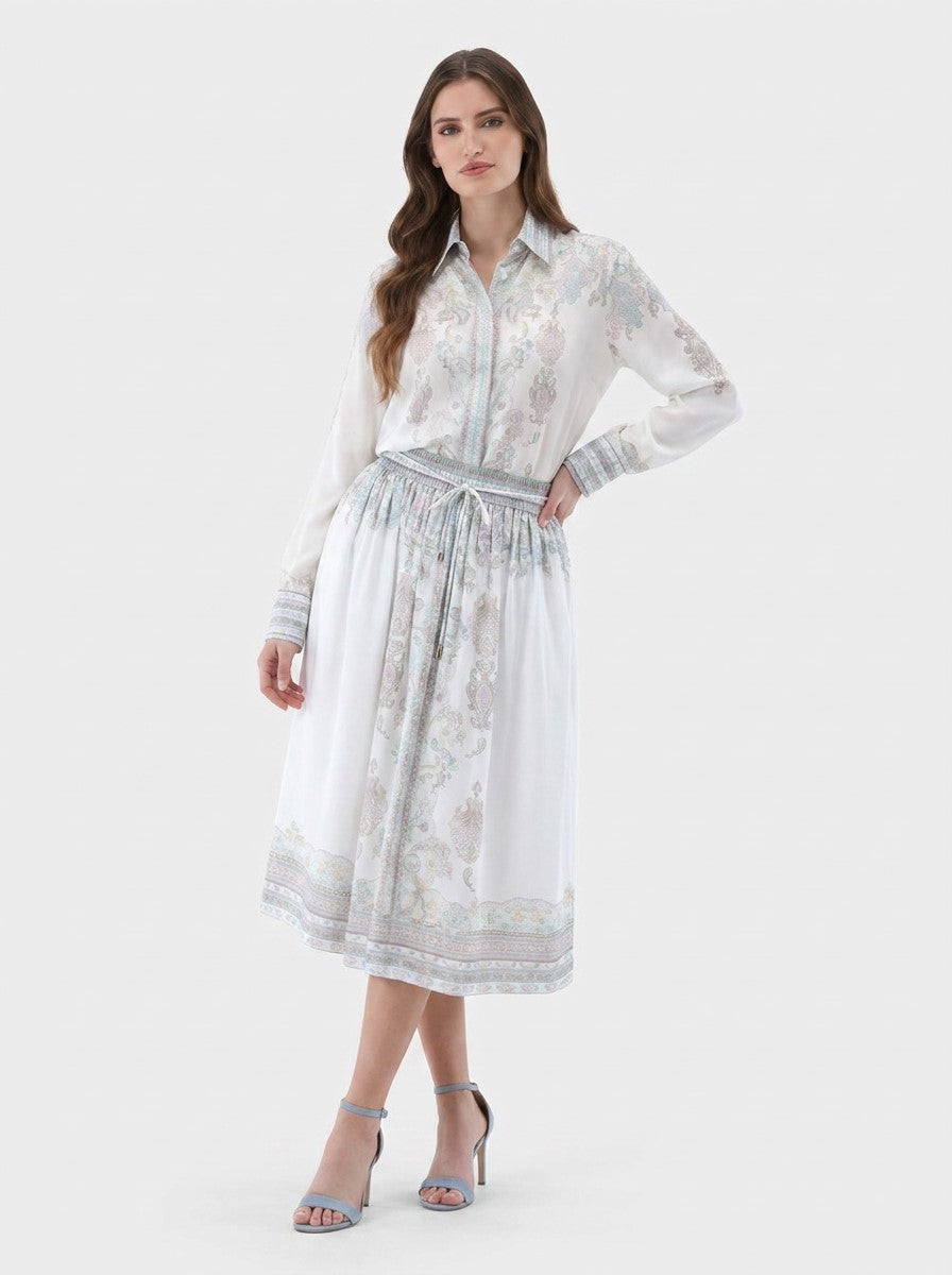Seidenbluse | tailliert mit Paisley-Druck