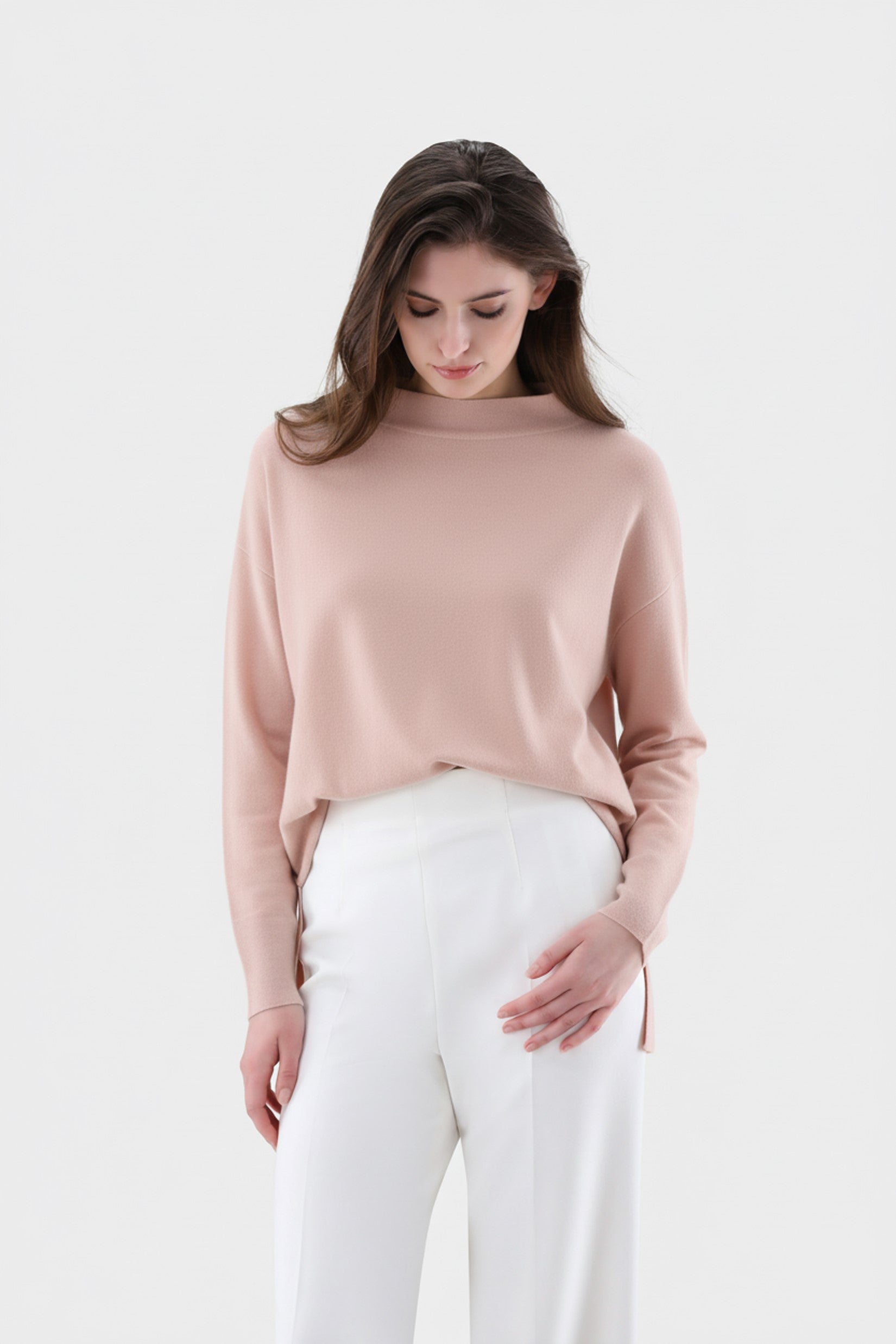 Stehkragenpullover | loose fit