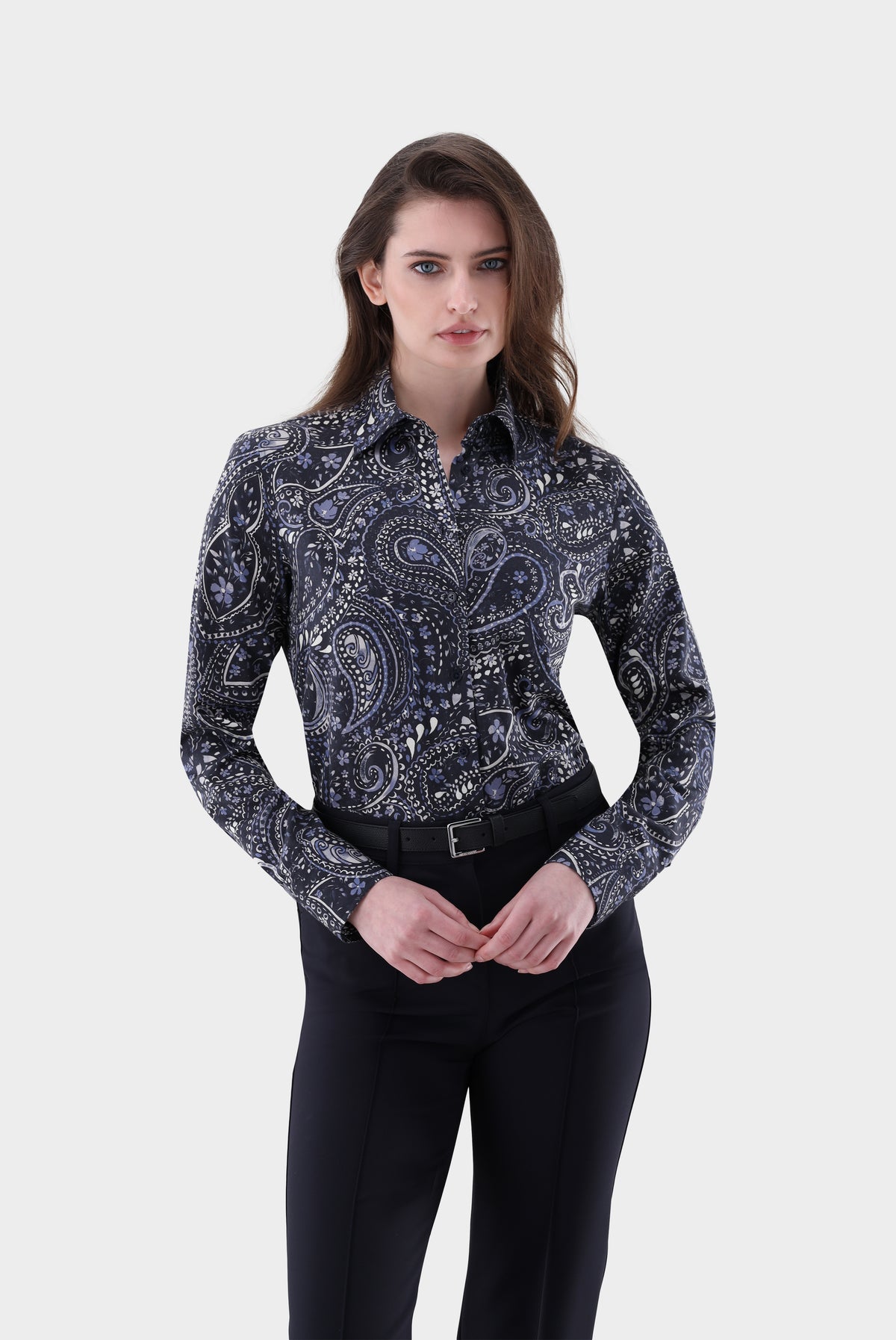 Hemdbluse | tailliert mit Paisley Druck