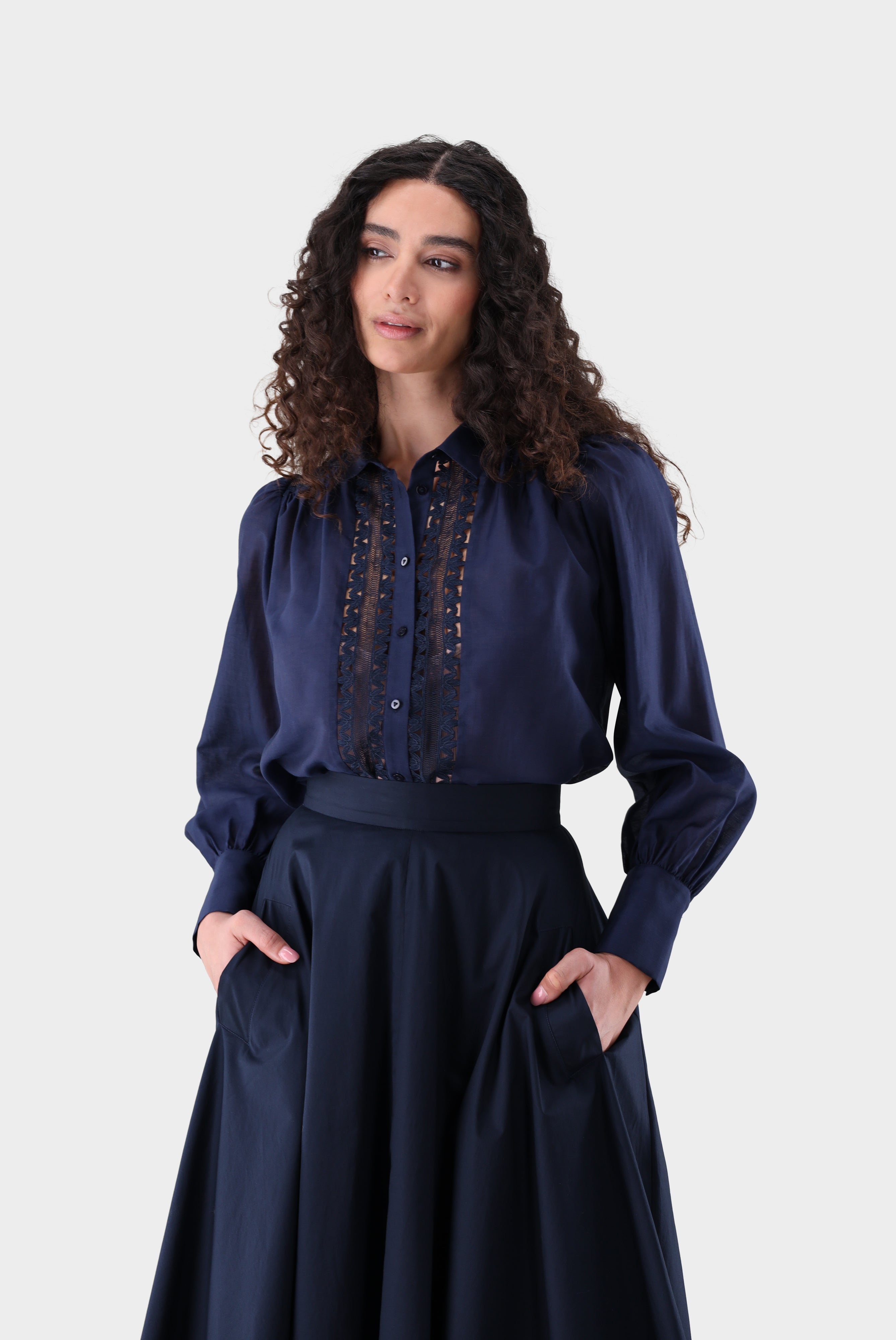 Hemdbluse | mit Spitzeneinsätzen