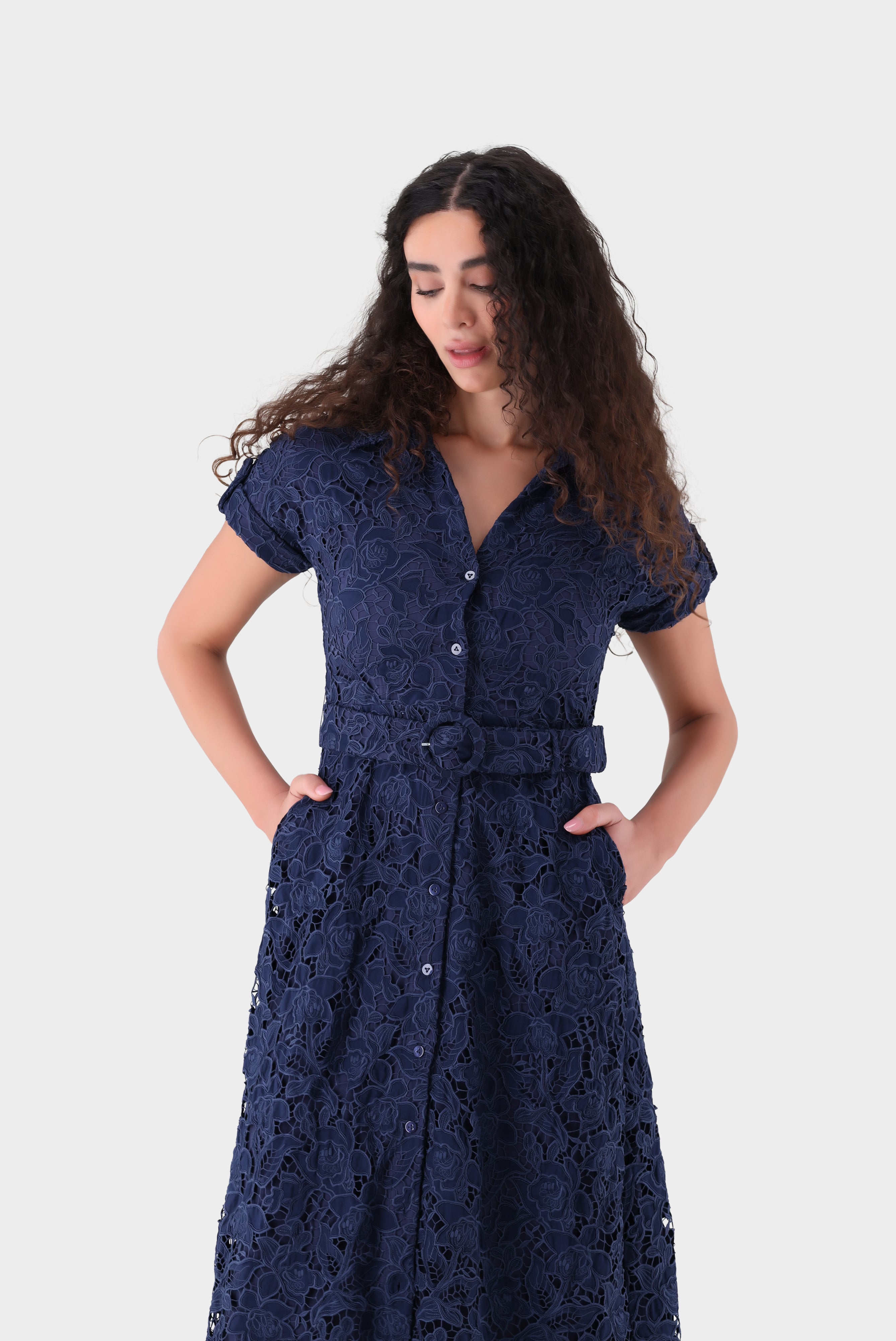 Midi-Hemdblusenkleid | aus weicher Spitze