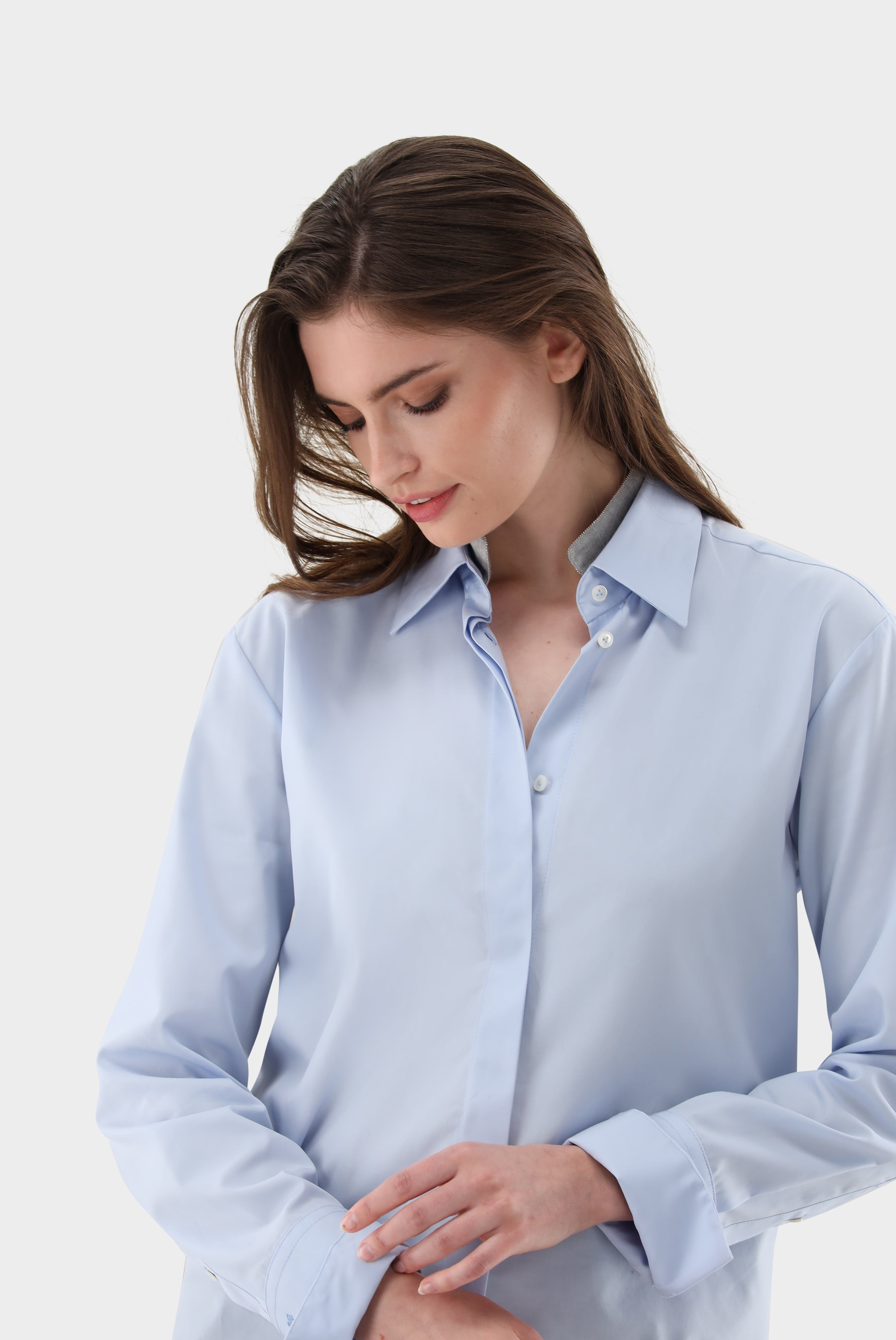 Bluse | mit abnehmbaren Kragen und glänzenden Details