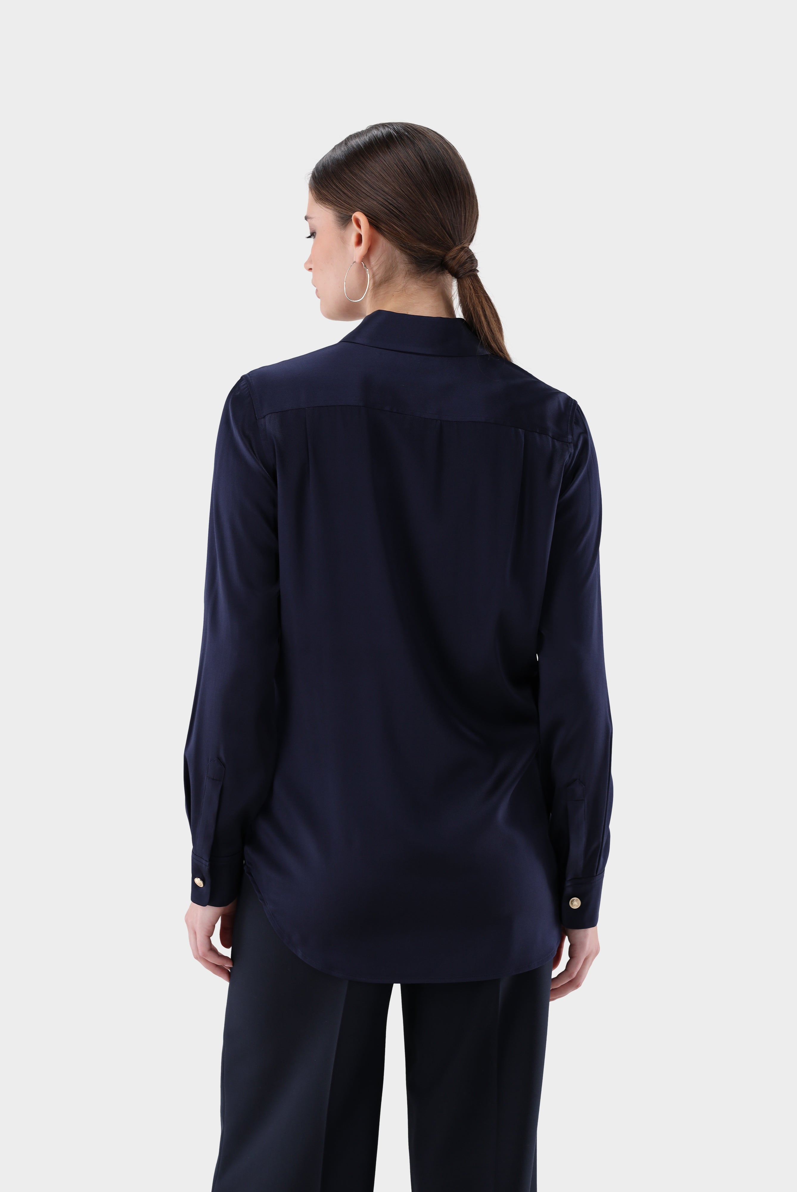 Taillierte | Hemdbluse aus Seide mit Brusttaschen-Hemden & Blusen-Van Laack-OUTLET-ARCHIVIST-ARCHIVE-SALE