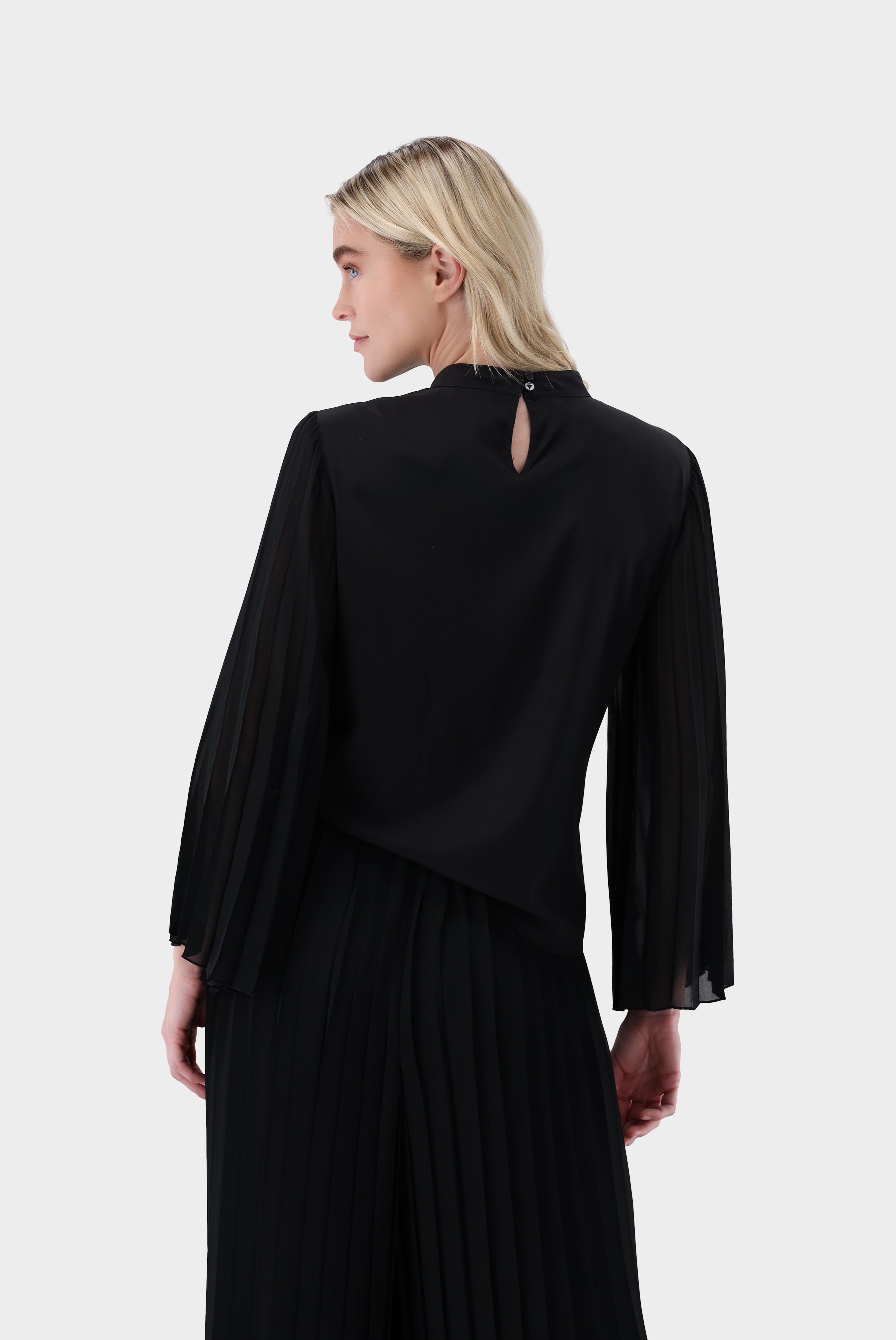 Bluse | mit plissierten Ärmeln
