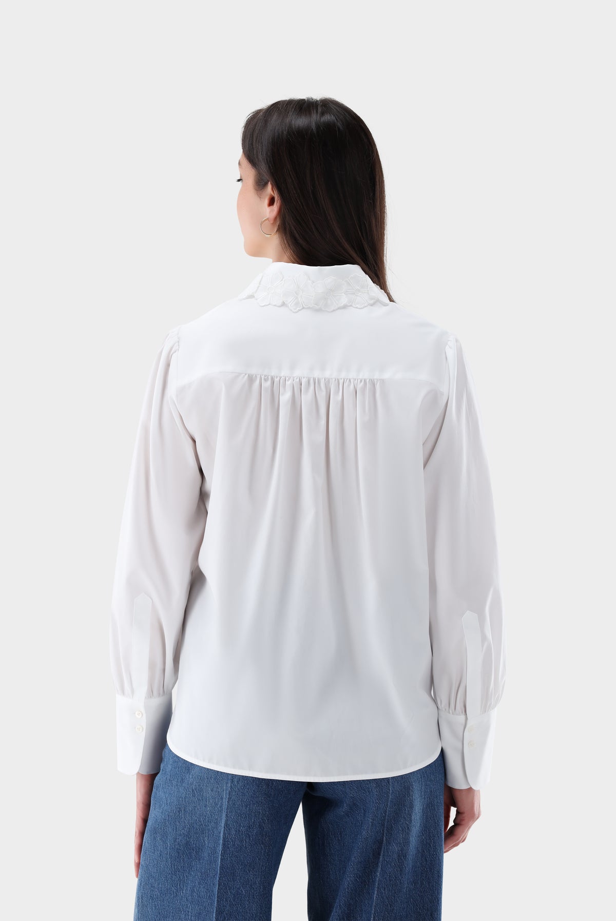 Cropped Hemdbluse | mit Stickerei-Kragen