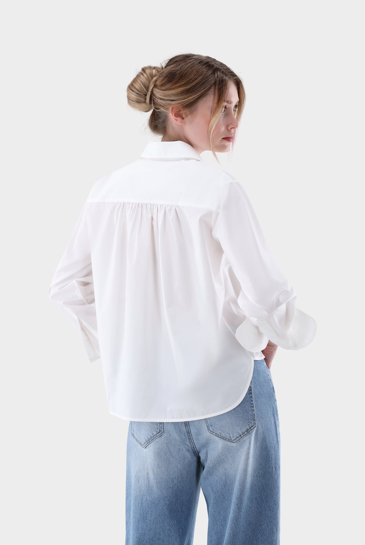 Bluse | gecropped und mit lockerer Passform-Hemden & Blusen-Van Laack-OUTLET-ARCHIVIST-ARCHIVE-SALE