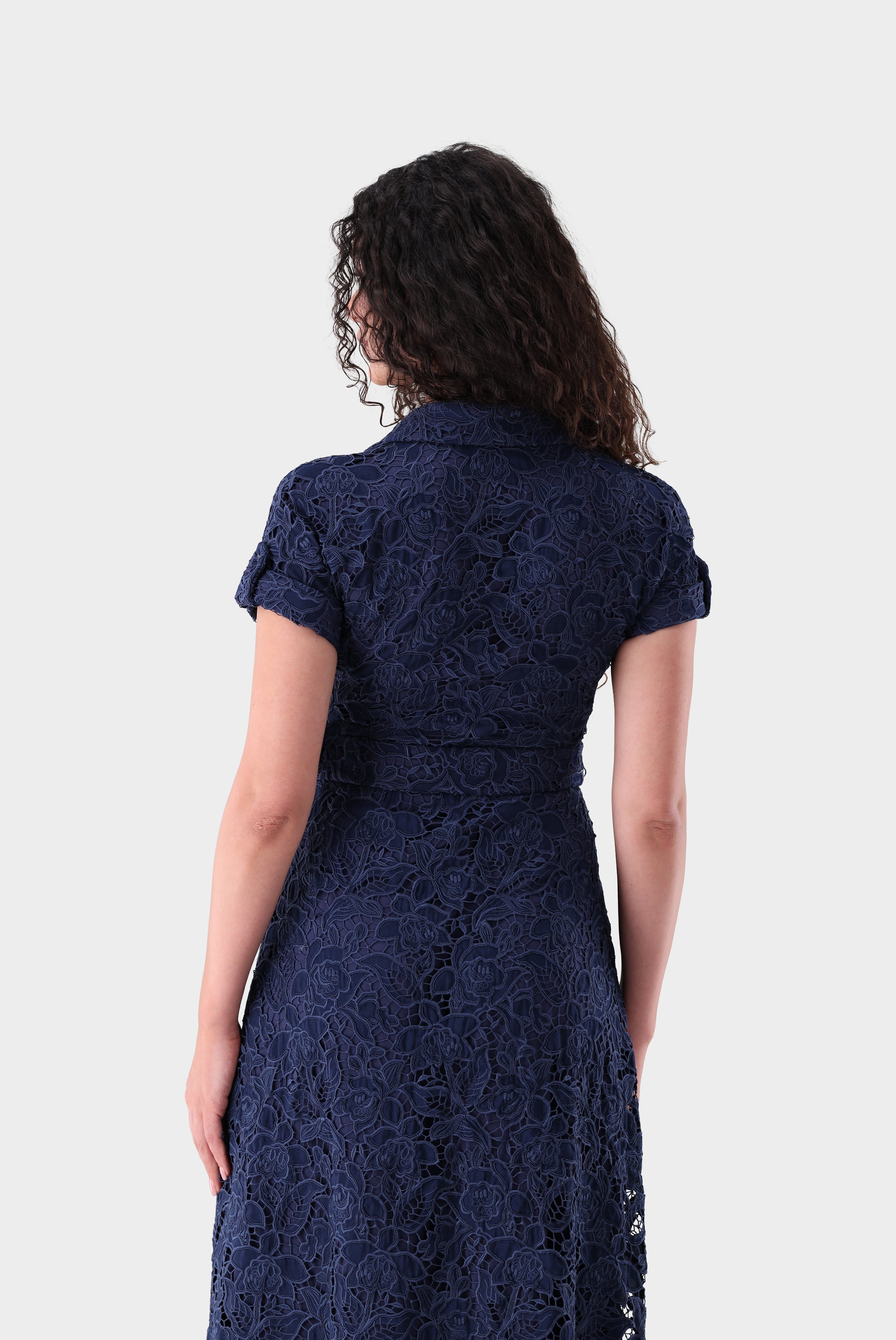 Midi-Hemdblusenkleid | aus weicher Spitze
