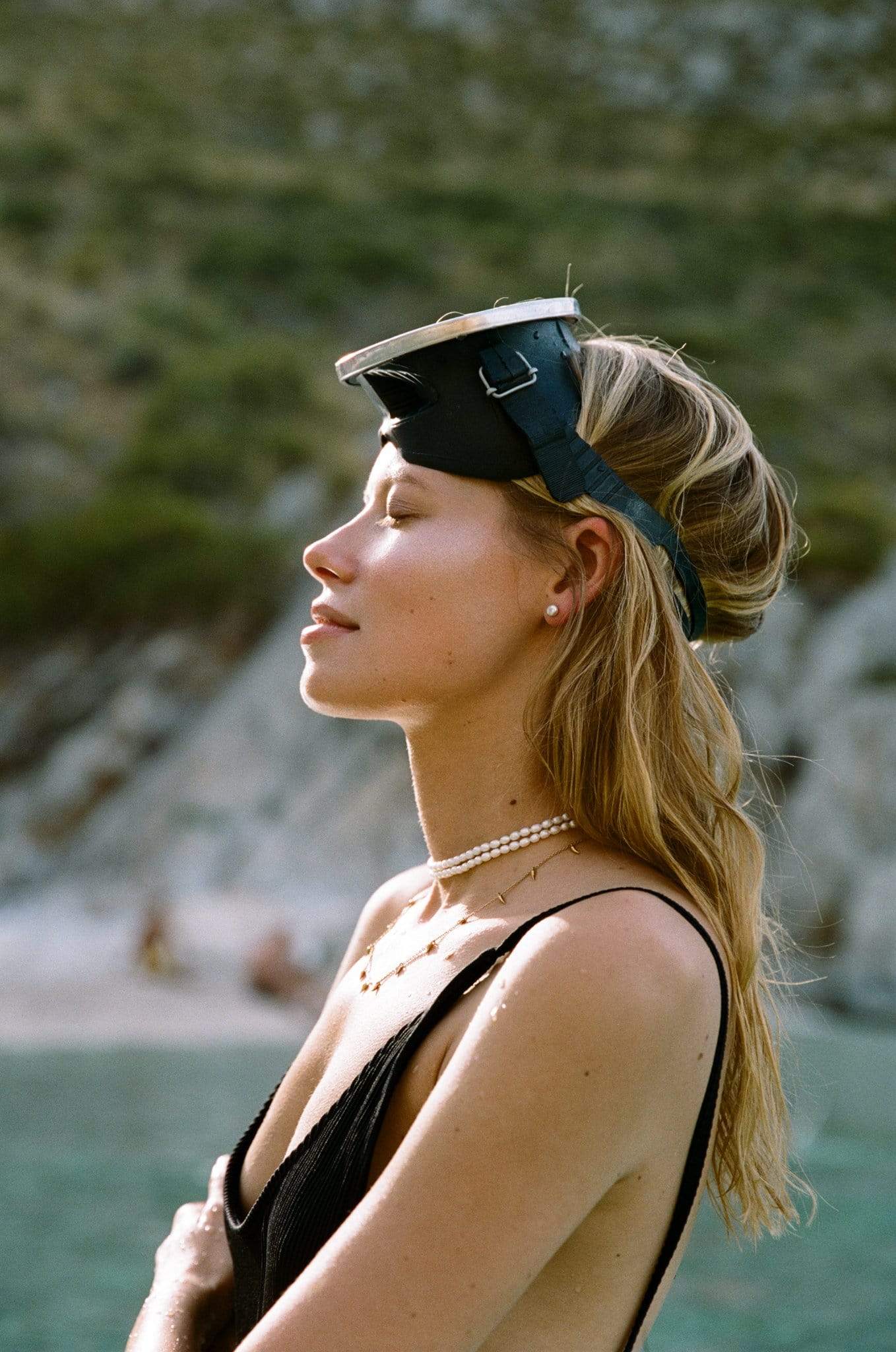 Champagne Sunglass Chain