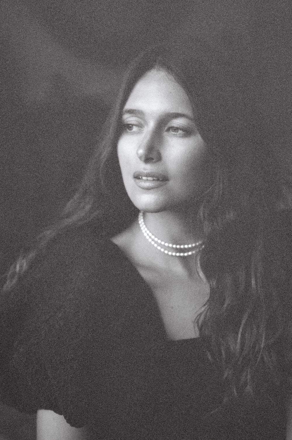 Champagne Sunglass Chain