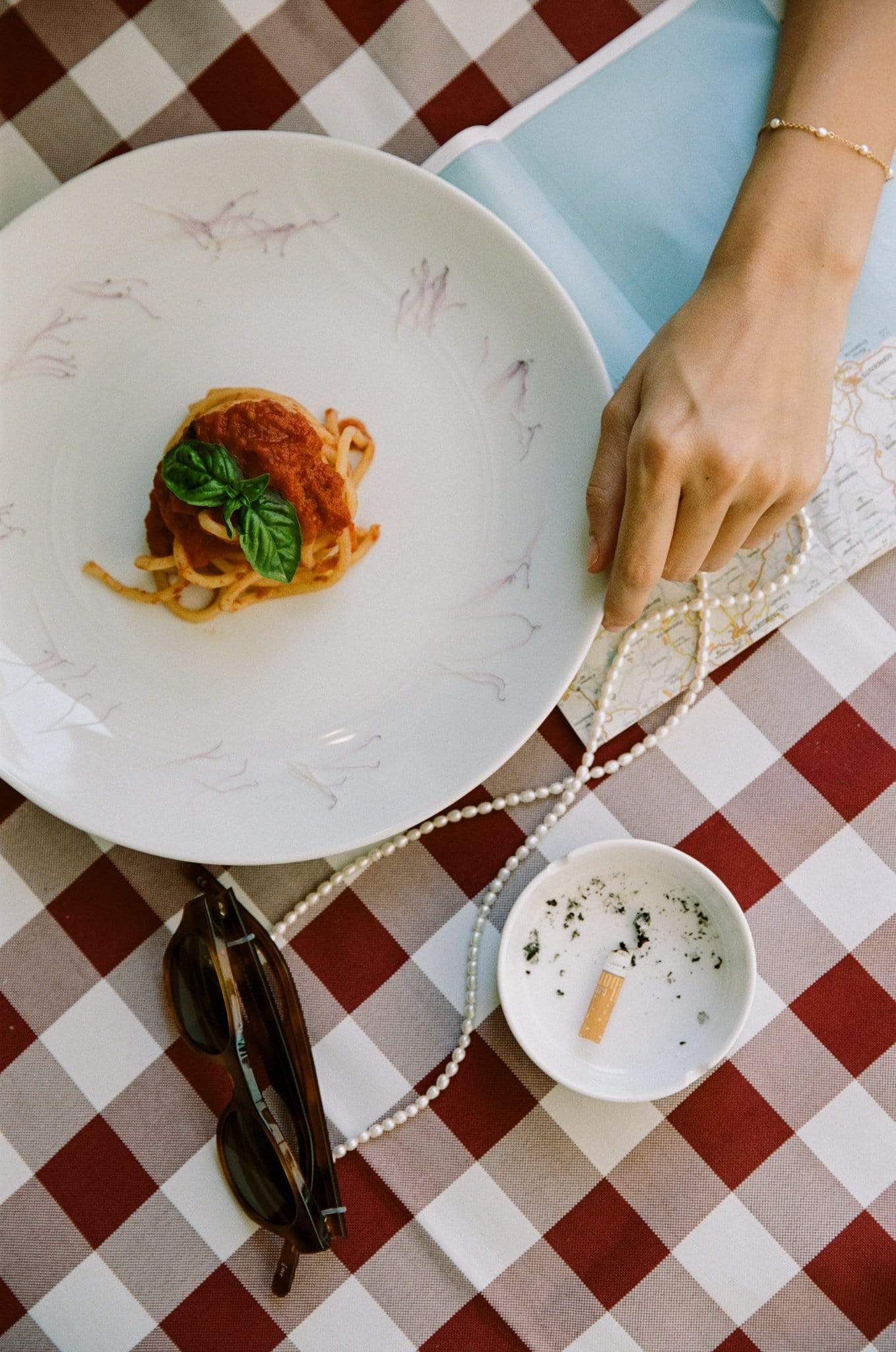 Champagne Sunglass Chain