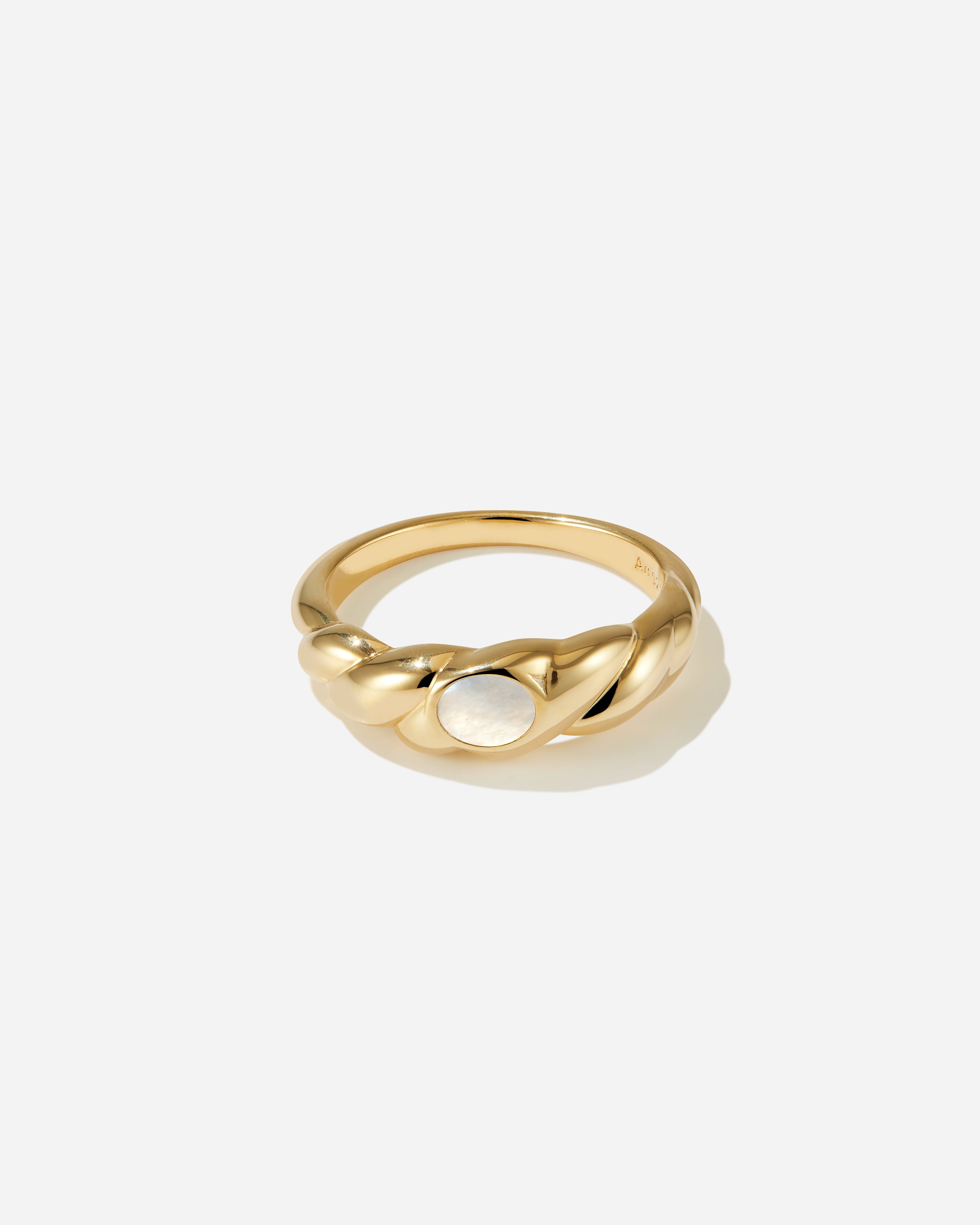 bruna-the-label-roussillon-pearl-ring-18k-gold-vermeil-52-perlen-50999477764426.jpg