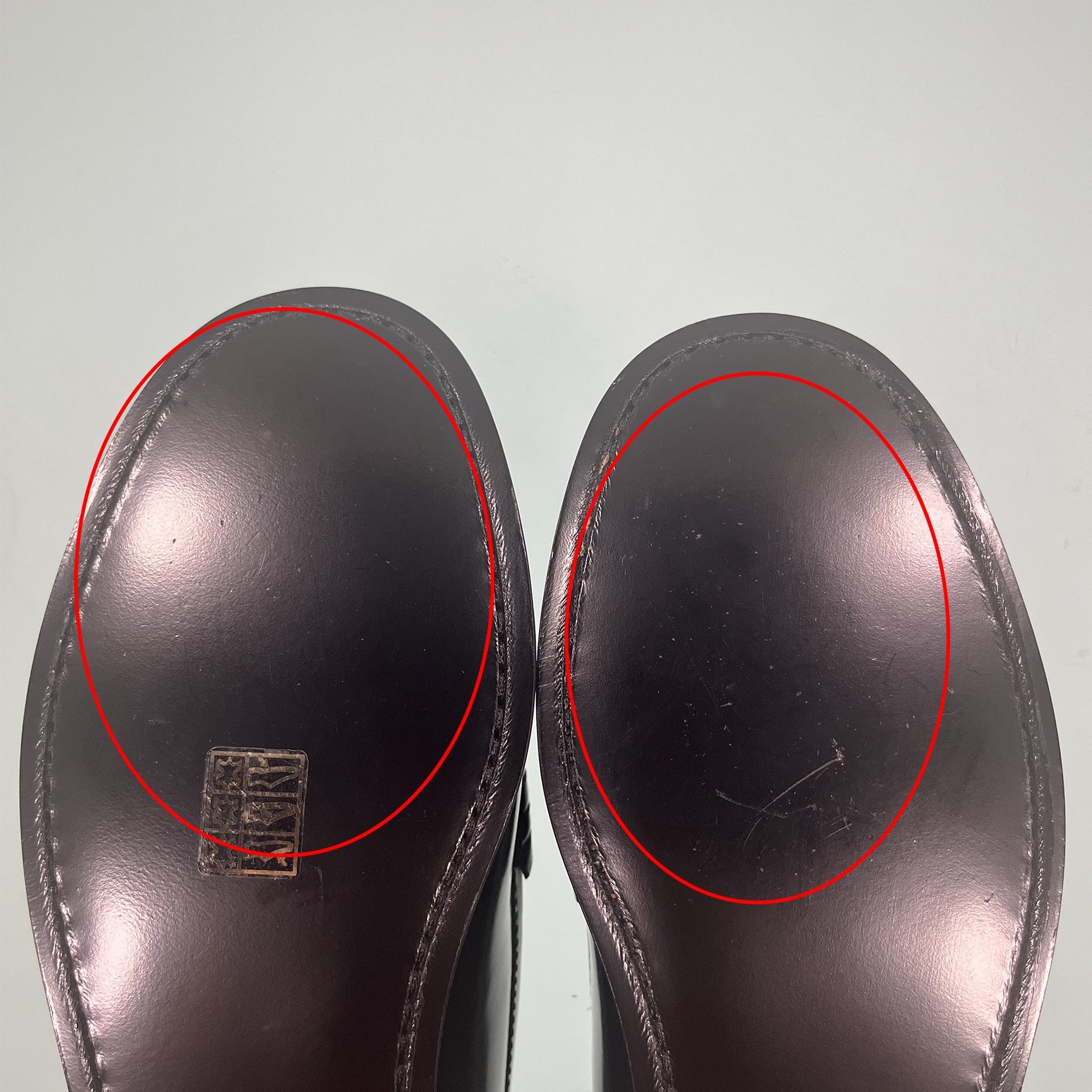 Salvatore Ferragamo-Salvatore Ferragamo Irina Leather Loafers-WOMEN SHOES-Black-Deal-Outlet-by-ARCHIVIST