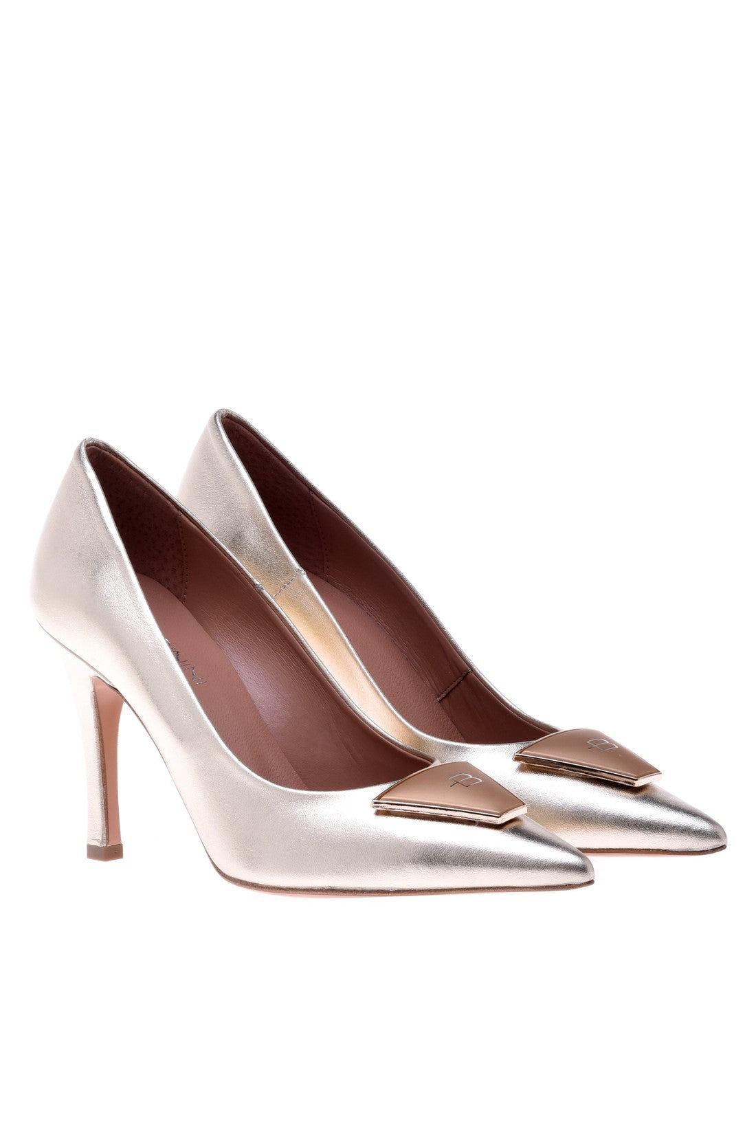 Court shoe in gold laminated nappa leather