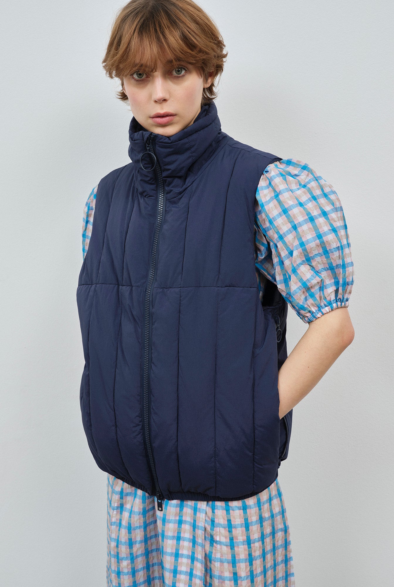 gimpo-puffer-vest-faded-navy-223-embassy-of-bricks-and-logs-1162.jpg