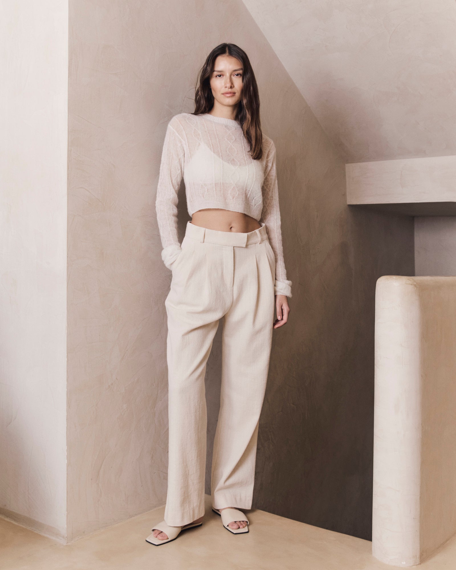 Hose BERTHA - by Aylin Koenig