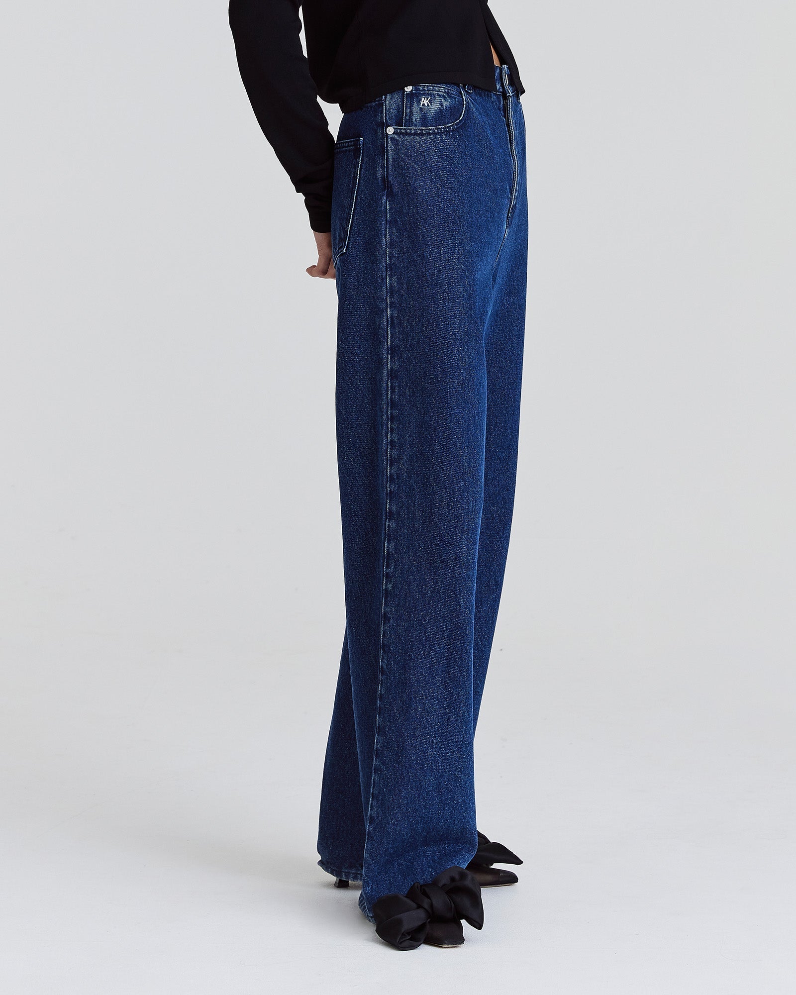 Jeans JEAN - by Aylin Koenig