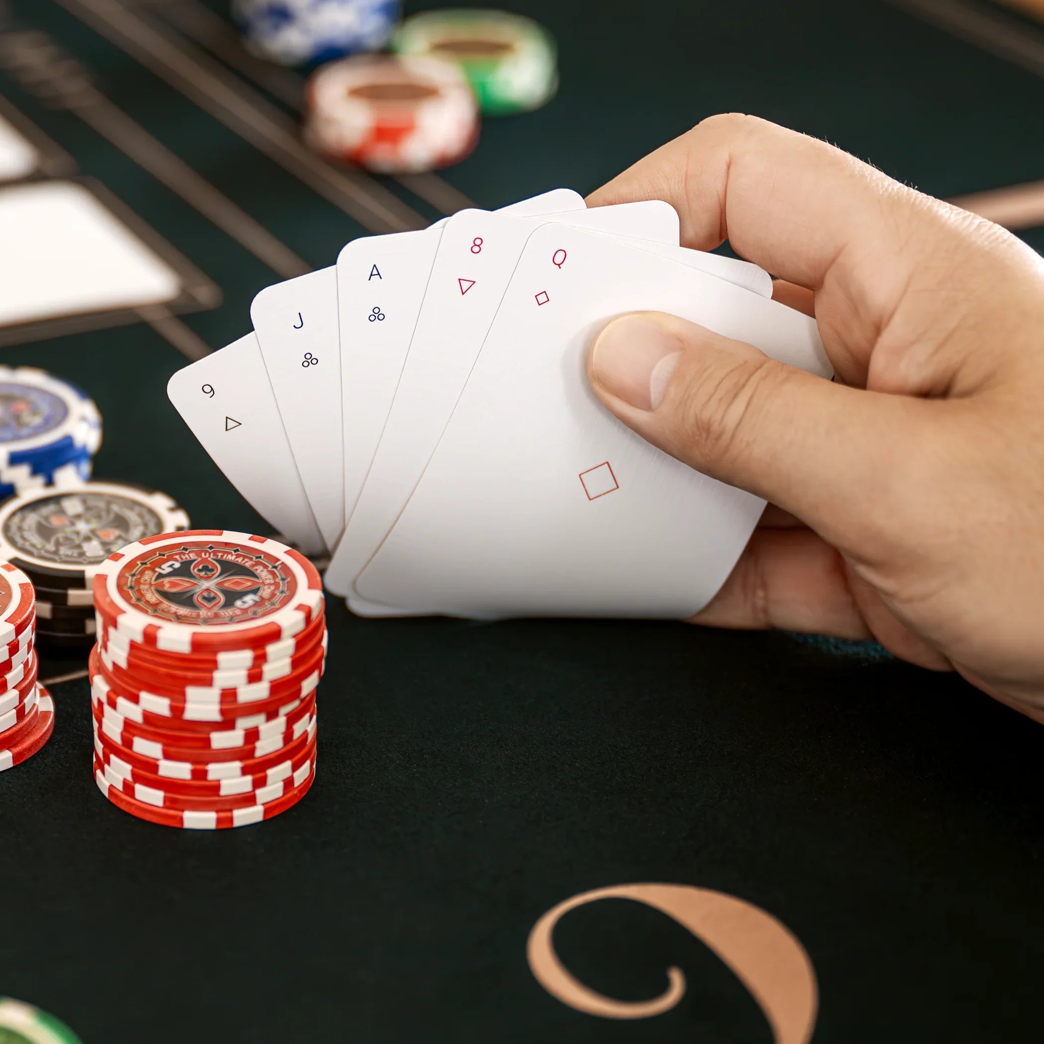 Sober-Minimalistisches Kartenspiel-Geschenke-Black-Deal-Outlet-by-ARCHIVIST