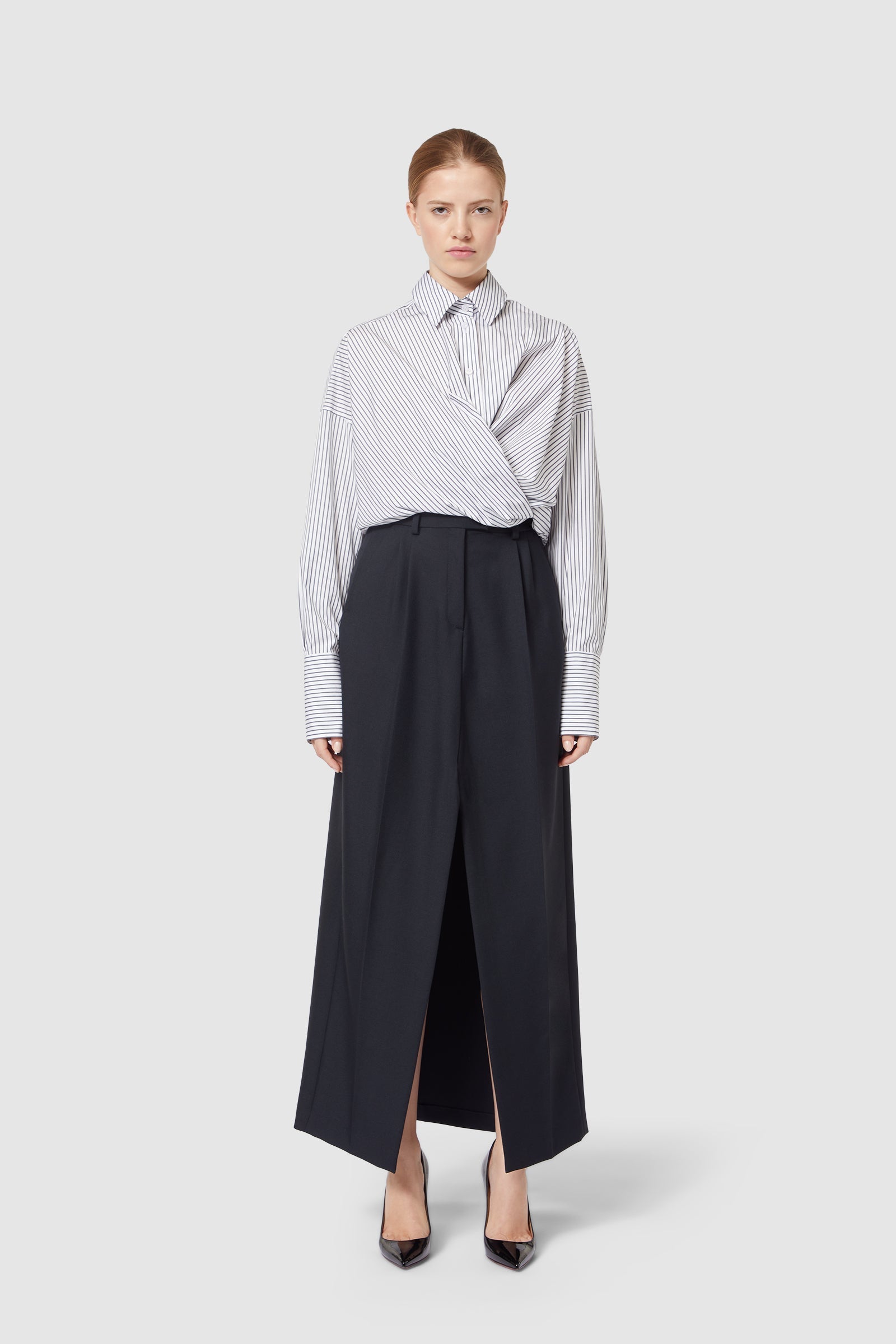 Viktor & Rolf-OVERSIZED WRAP SHIRT-Shirts-Black-Deal-Outlet-by-ARCHIVIST