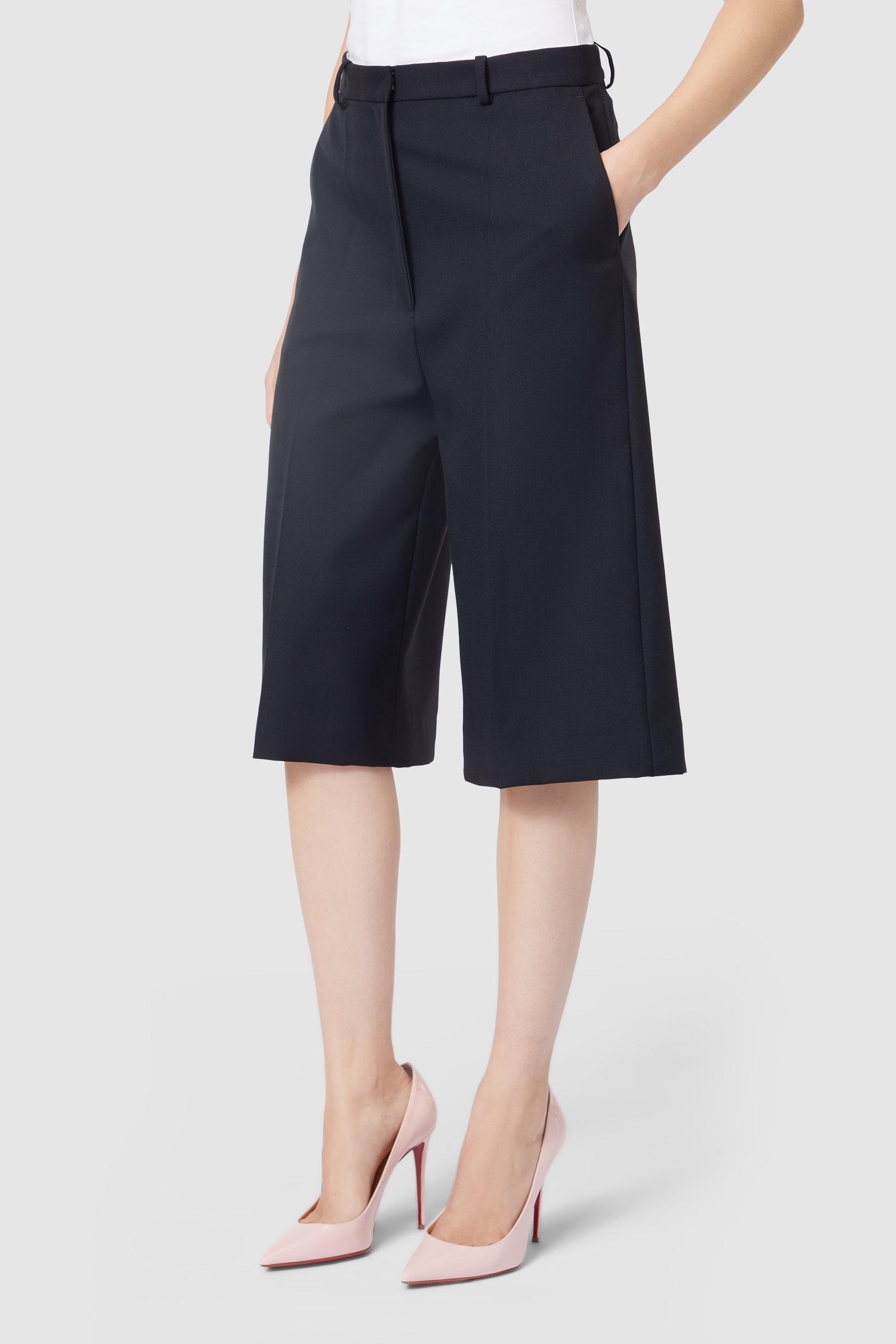 Viktor & Rolf-LOW WAIST TAILORED BOY SHORTS-Hosen-Black-Deal-Outlet-by-ARCHIVIST
