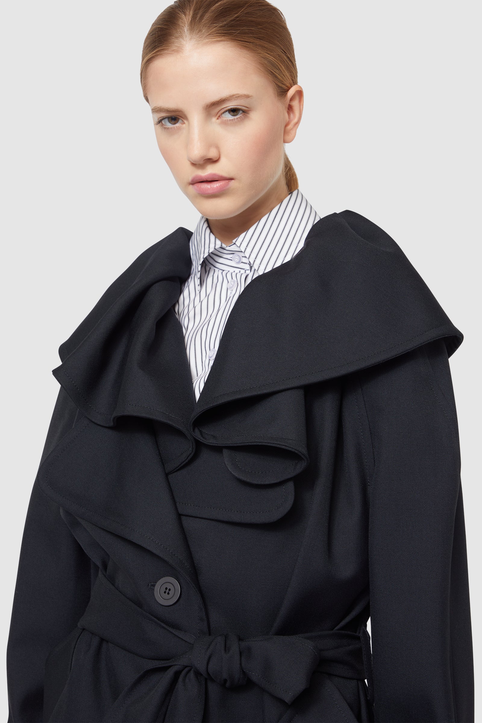 Viktor & Rolf-COUTURE TRENCH-Jacken & Mäntel-Black-Deal-Outlet-by-ARCHIVIST