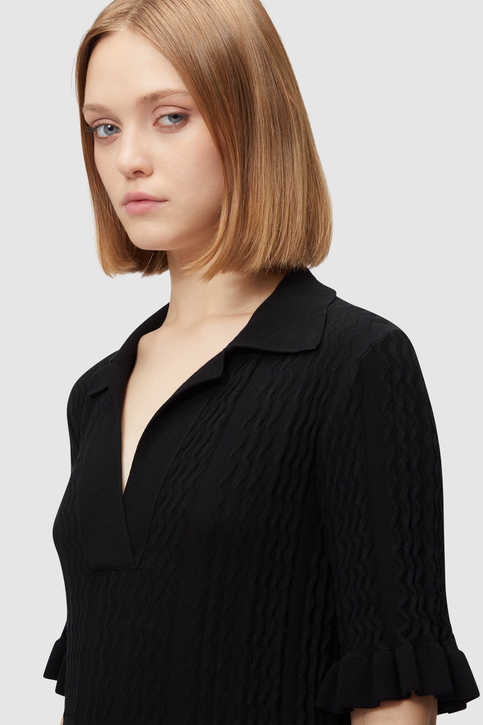 Viktor & Rolf-KNITTED POLO DRESS-Kleider & Röcke-Black-Deal-Outlet-by-ARCHIVIST