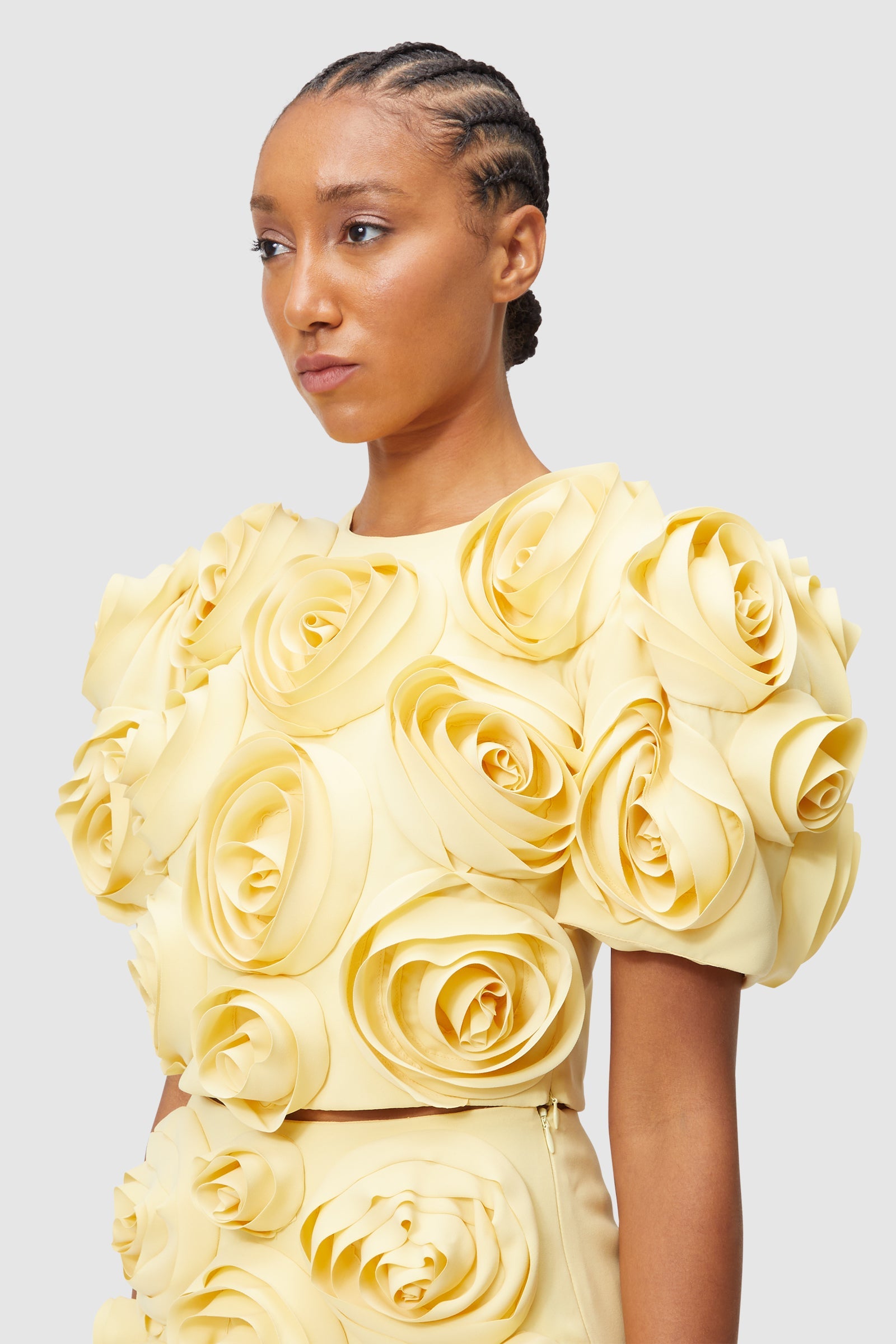 Viktor & Rolf-ROSE APPLIQUE CROPPED TOP-Shirts-Black-Deal-Outlet-by-ARCHIVIST