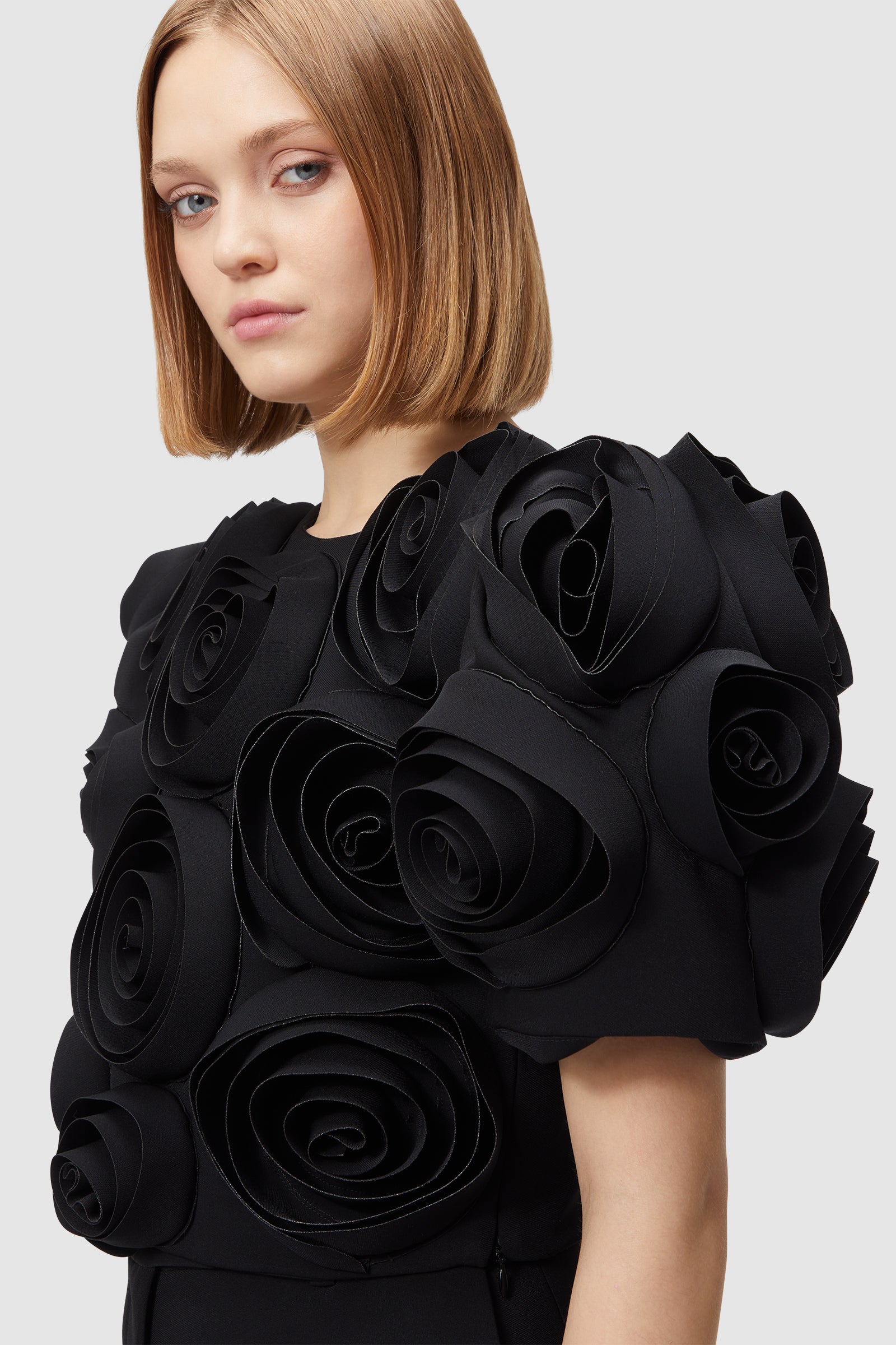 Viktor & Rolf-ROSE APPLIQUE BLACK CROPPED TOP-Shirts-Black-Deal-Outlet-by-ARCHIVIST
