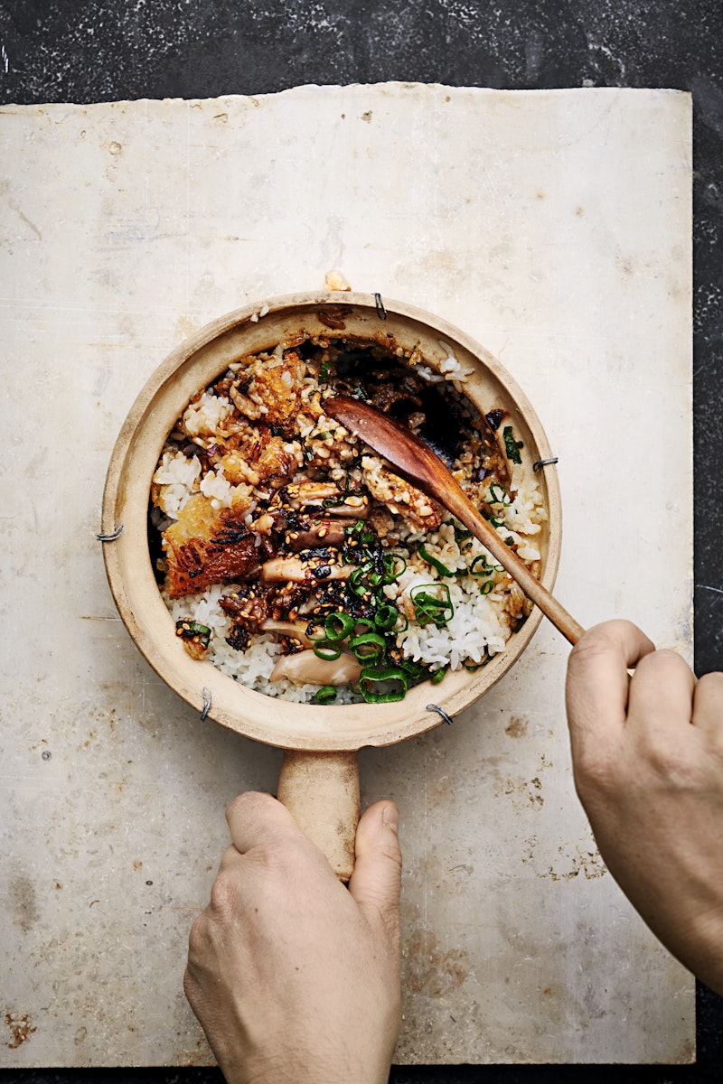 Gestalten Eu Shop-Reisküche-Book-Black-Deal-Outlet-by-ARCHIVIST