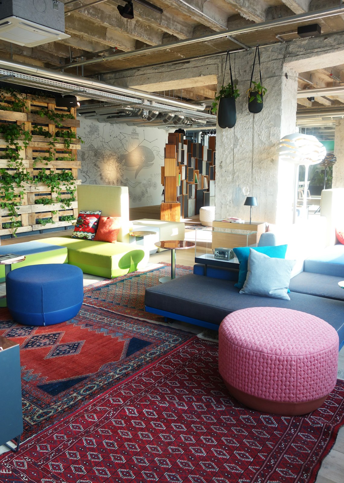 Gestalten Eu Shop-Spatial Storytelling-Book-Black-Deal-Outlet-by-ARCHIVIST