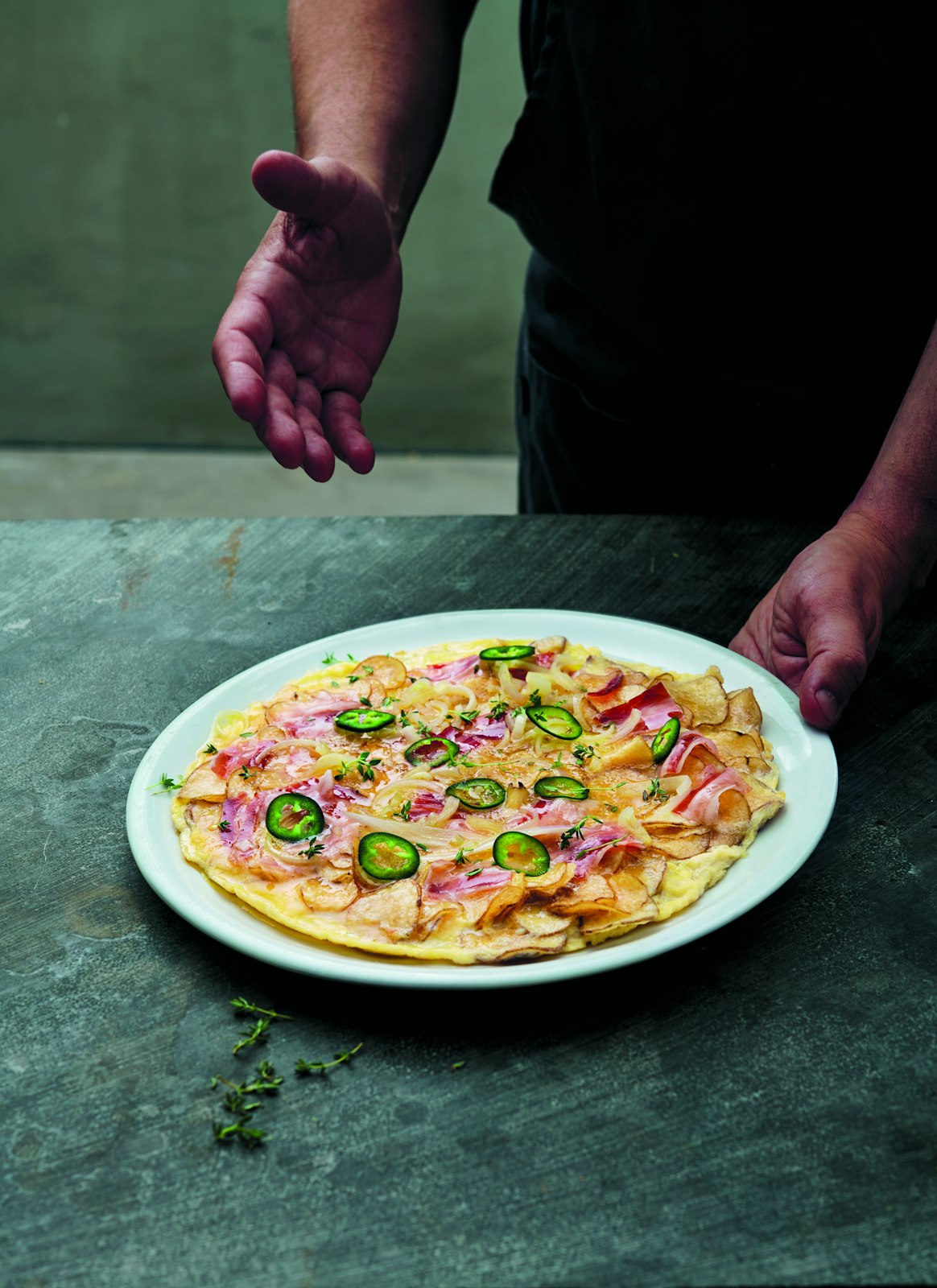 Gestalten Eu Shop-Kartoffelküche-Book-Black-Deal-Outlet-by-ARCHIVIST