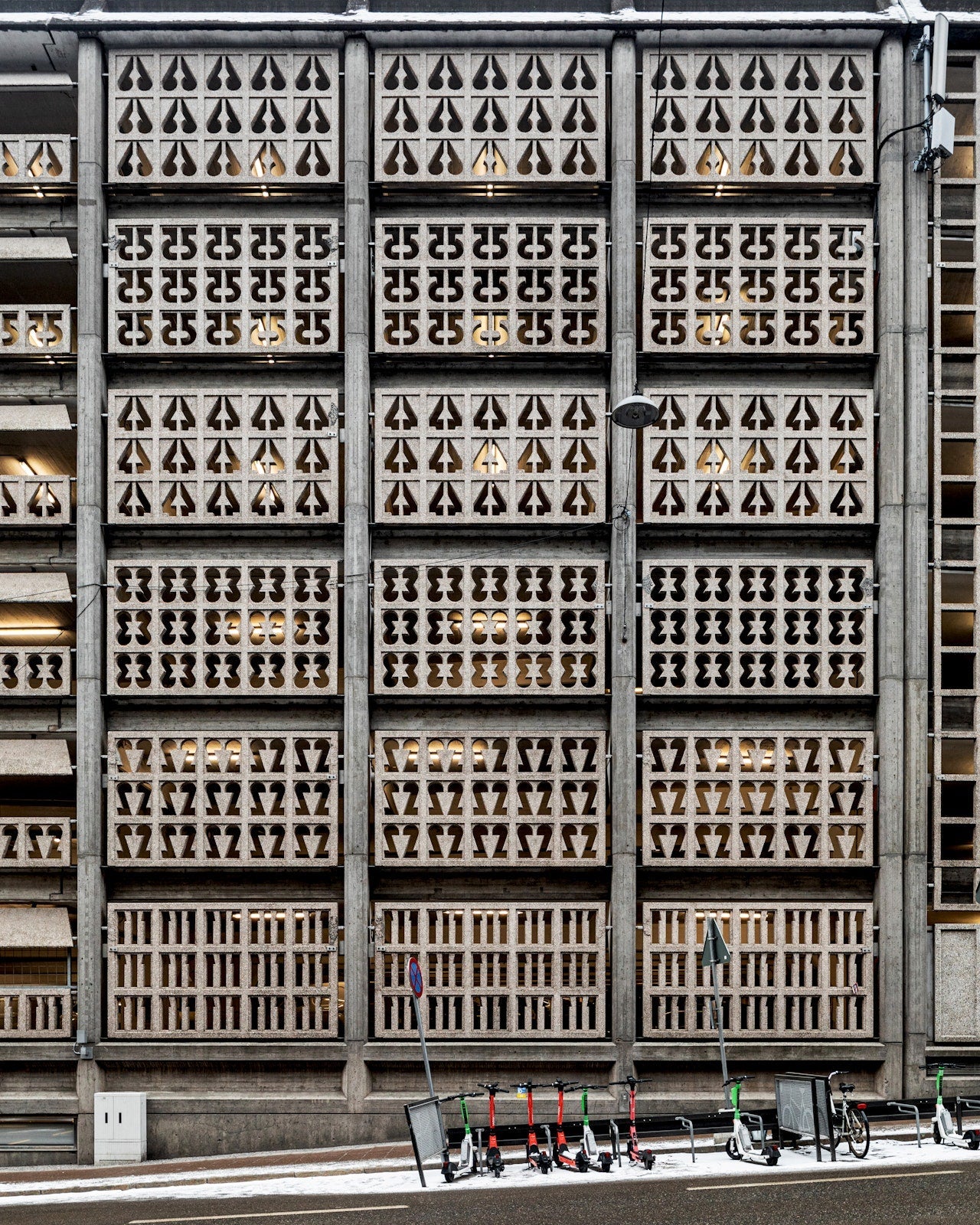 Gestalten Eu Shop-Concrete, mon amour-Book-Black-Deal-Outlet-by-ARCHIVIST