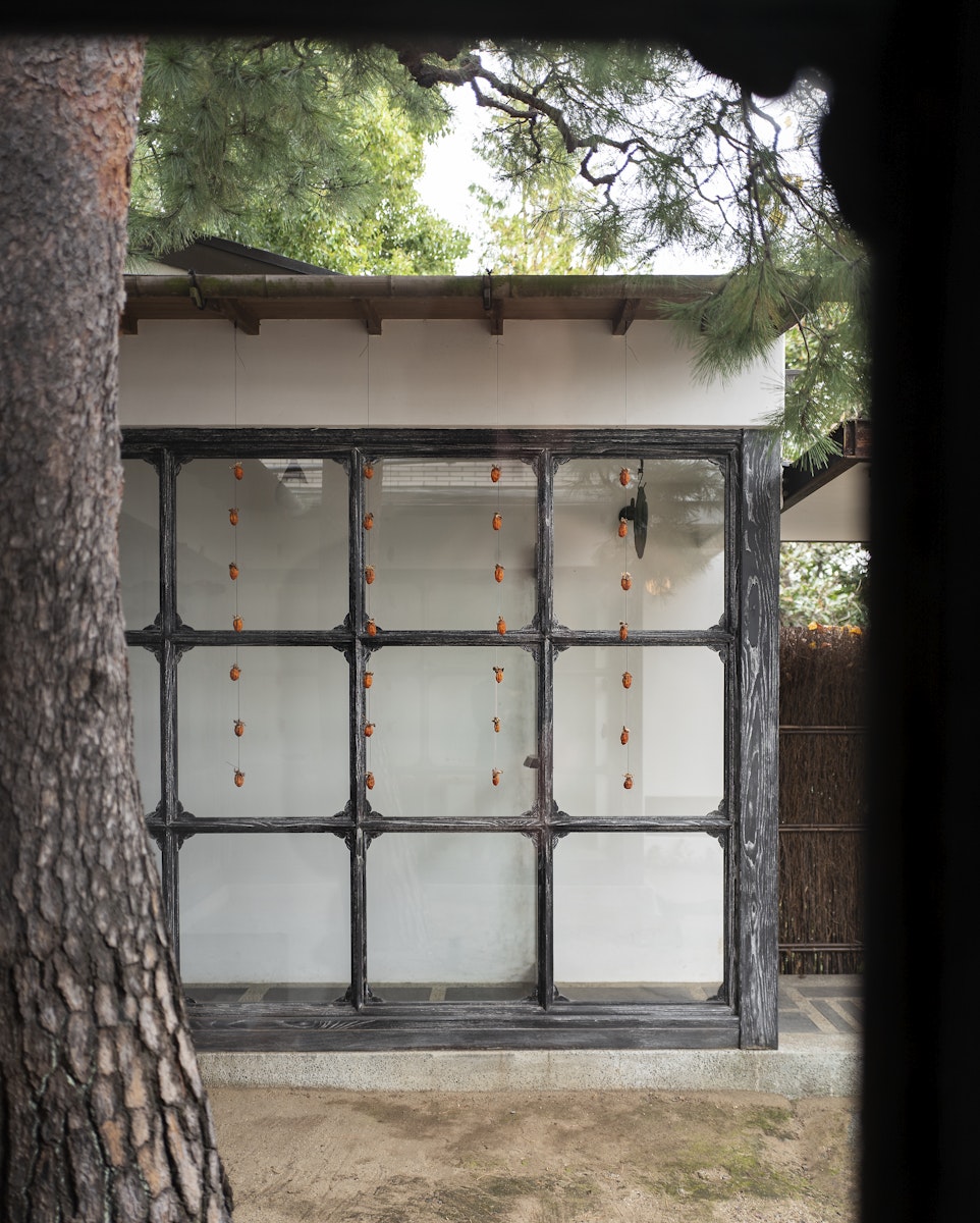 Gestalten Eu Shop-Stillness-Book-Black-Deal-Outlet-by-ARCHIVIST