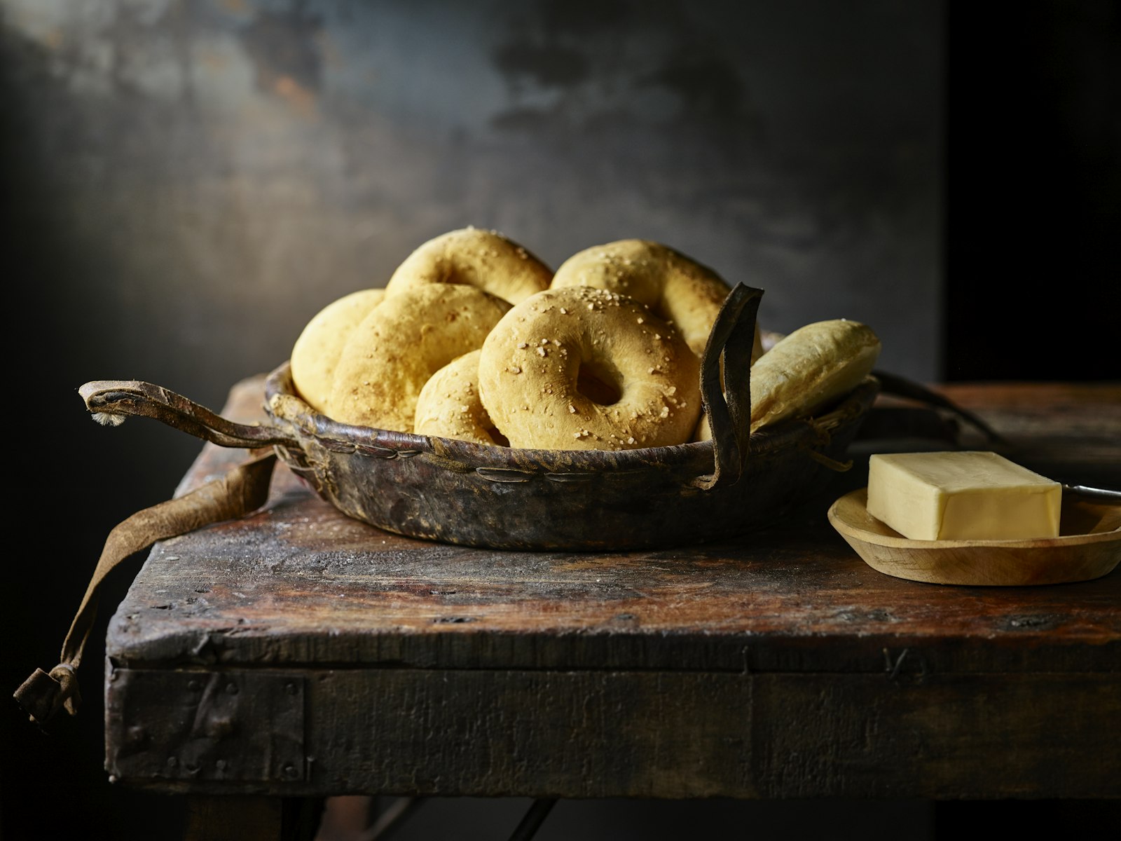 Gestalten Eu Shop-Abraham's Kitchen-Book-Black-Deal-Outlet-by-ARCHIVIST