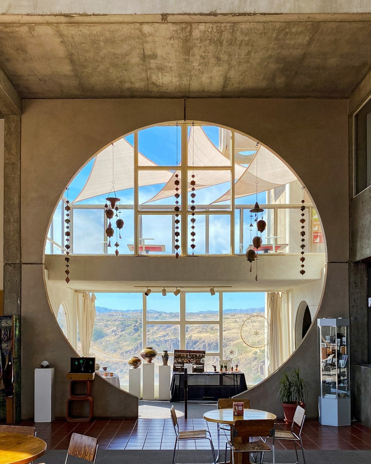 Gestalten Eu Shop-American Icons-Book-Black-Deal-Outlet-by-ARCHIVIST