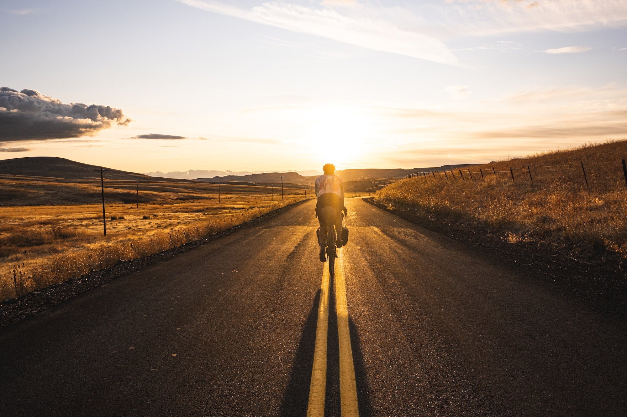 Gestalten Eu Shop-Bikepacking-Book-Black-Deal-Outlet-by-ARCHIVIST