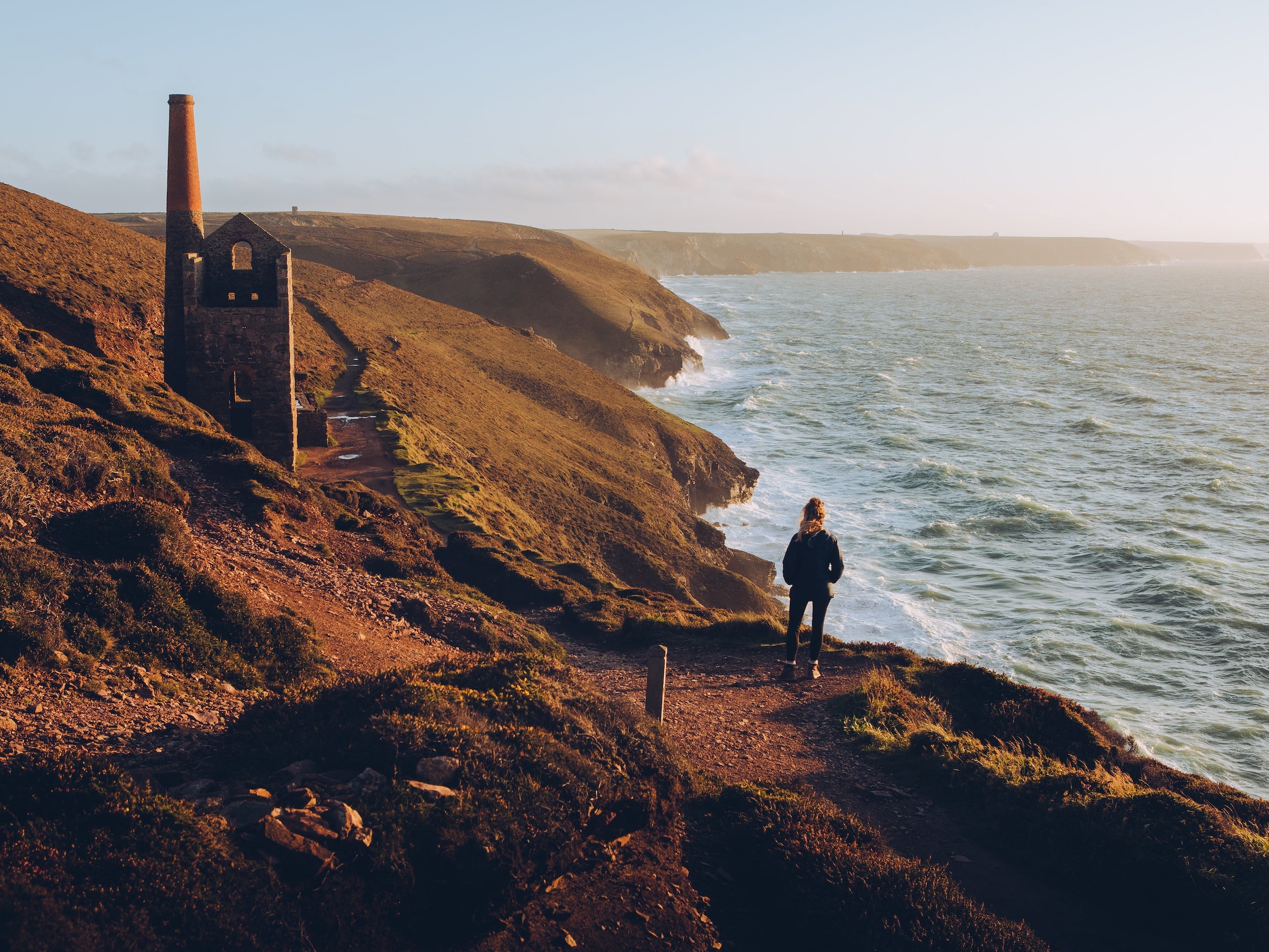 Gestalten Eu Shop-Stay Wild-Book-Black-Deal-Outlet-by-ARCHIVIST