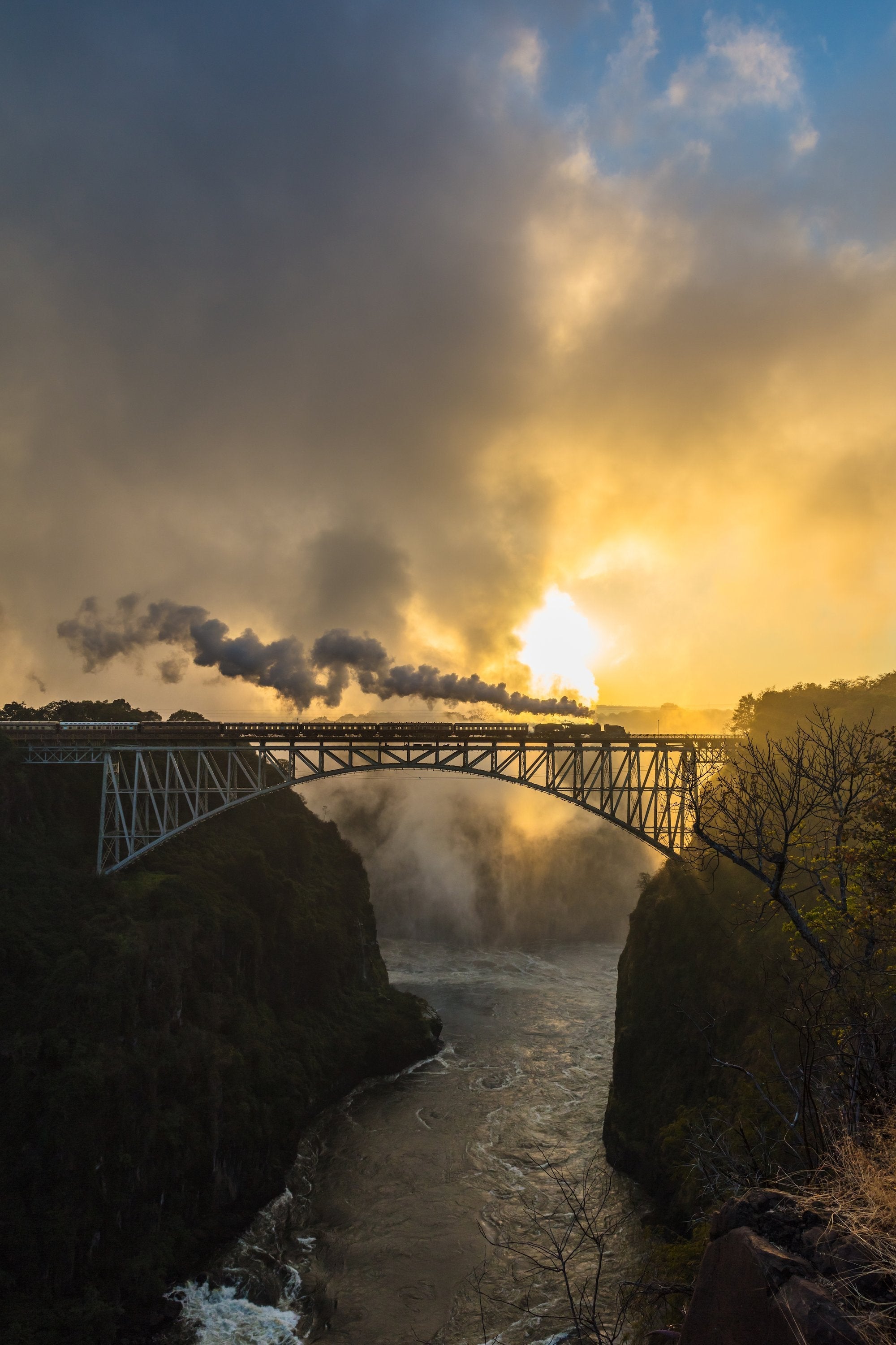 Gestalten Eu Shop-Zugvögel-Book-Black-Deal-Outlet-by-ARCHIVIST