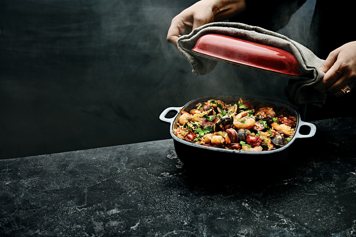 Gestalten Eu Shop-Rice and Shine-Book-Black-Deal-Outlet-by-ARCHIVIST