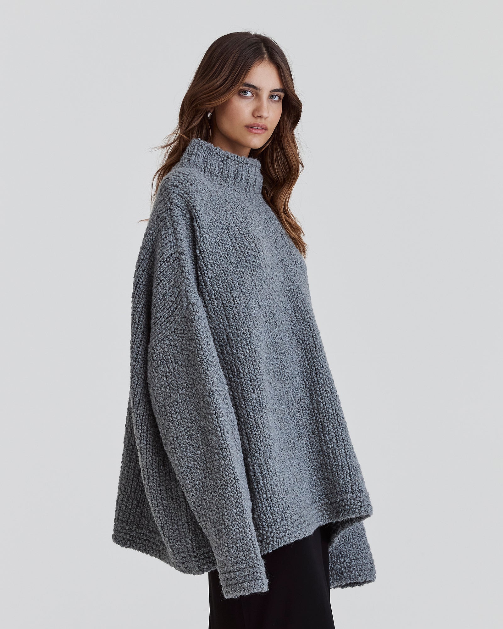 Pullover GRANNY - by Aylin Koenig