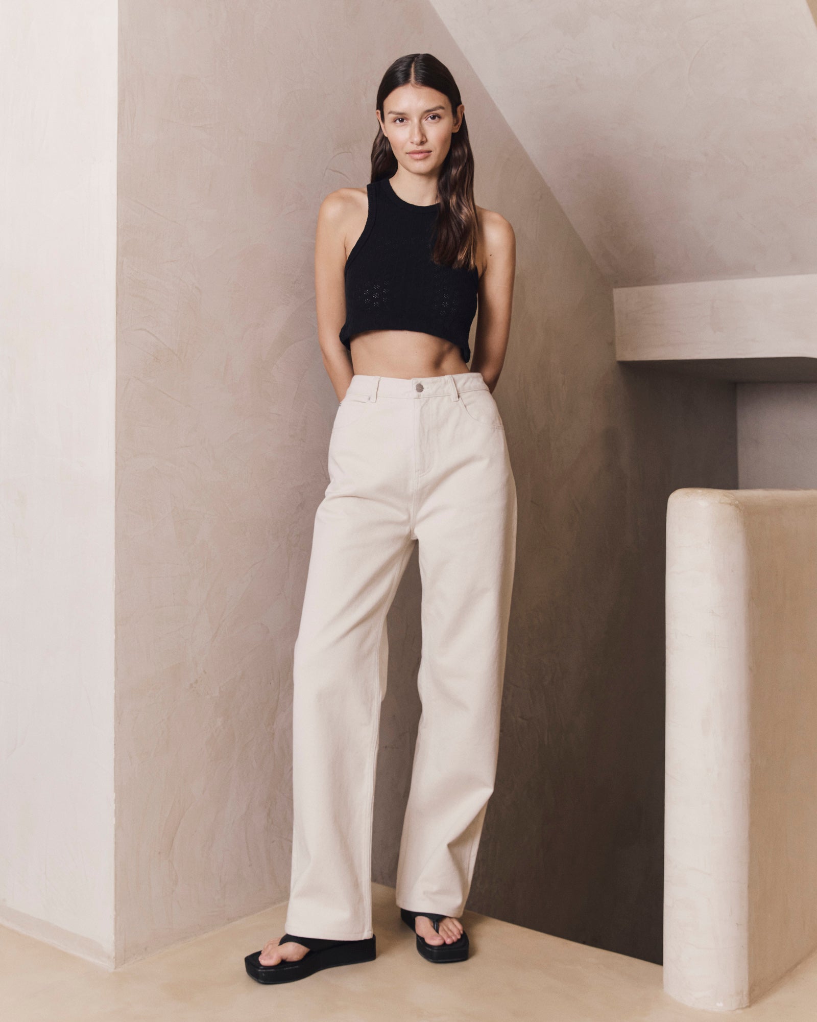 Top RAYA - by Aylin Koenig