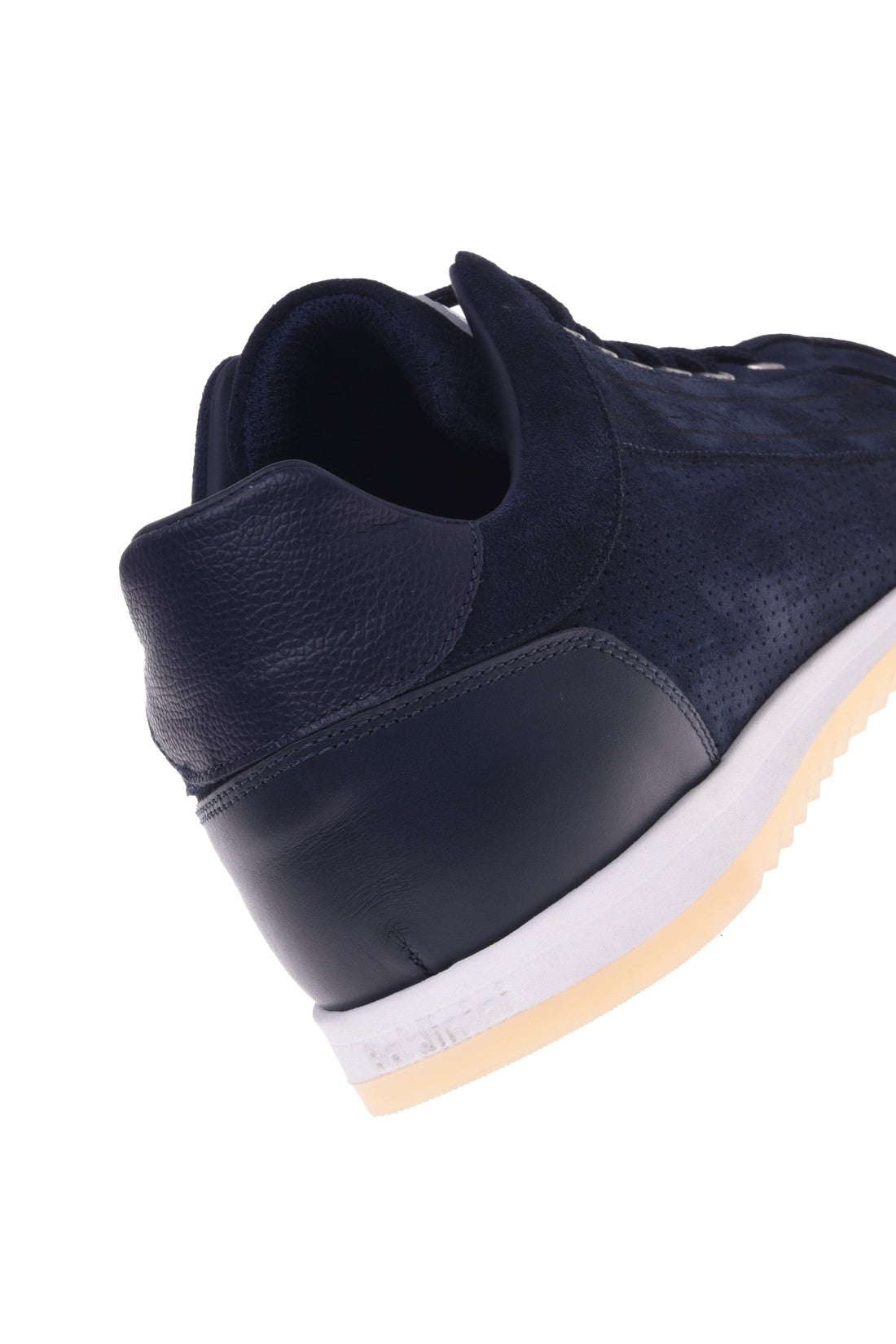 Sneaker in blue perforated suede