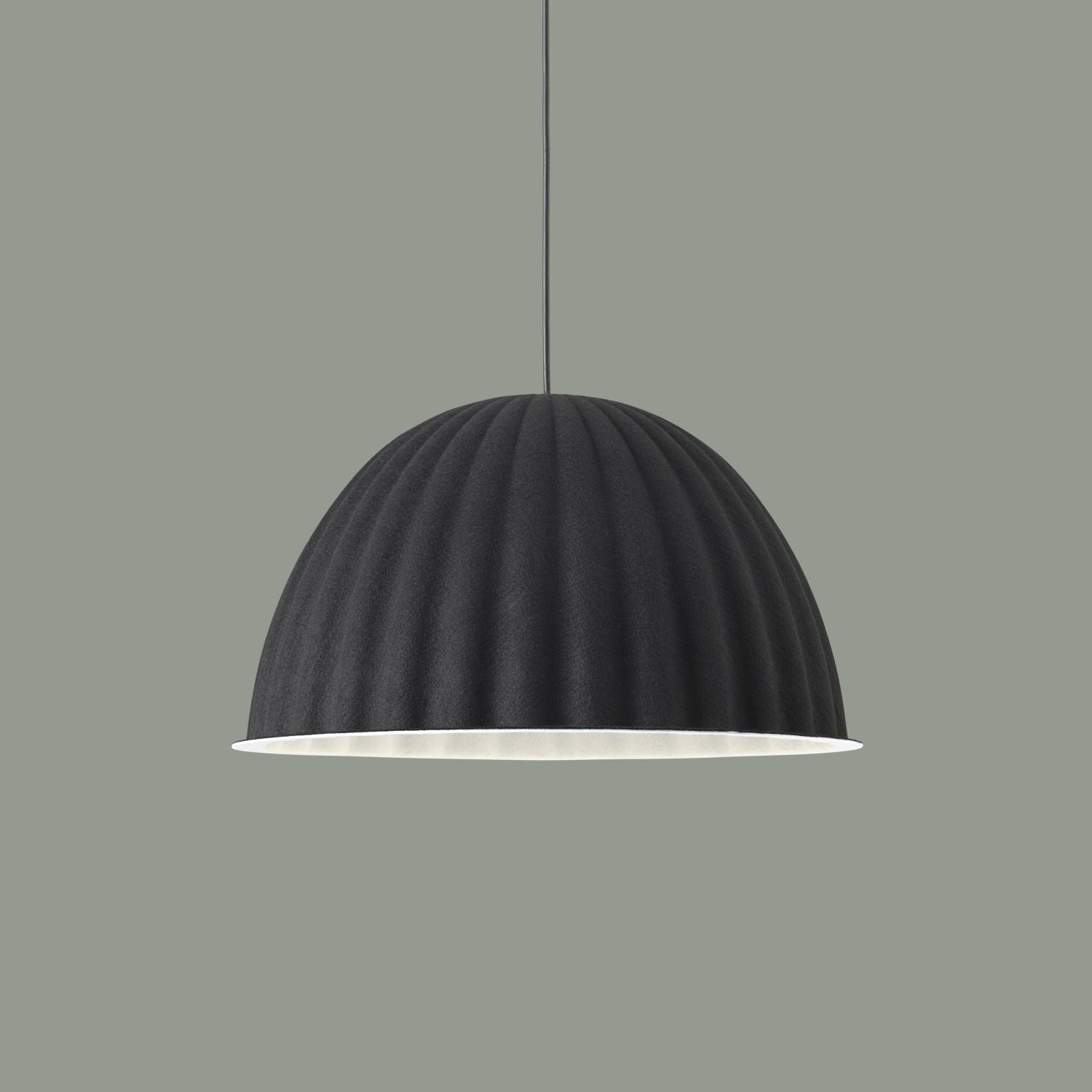 under-the-bell-55-black-cb-muuto-5000x5000-hi-res.jpg