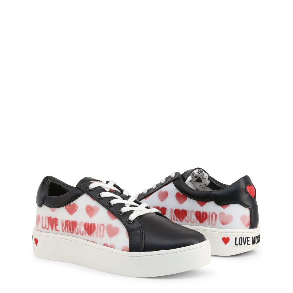 Hearts Print Low-Top Sneakers