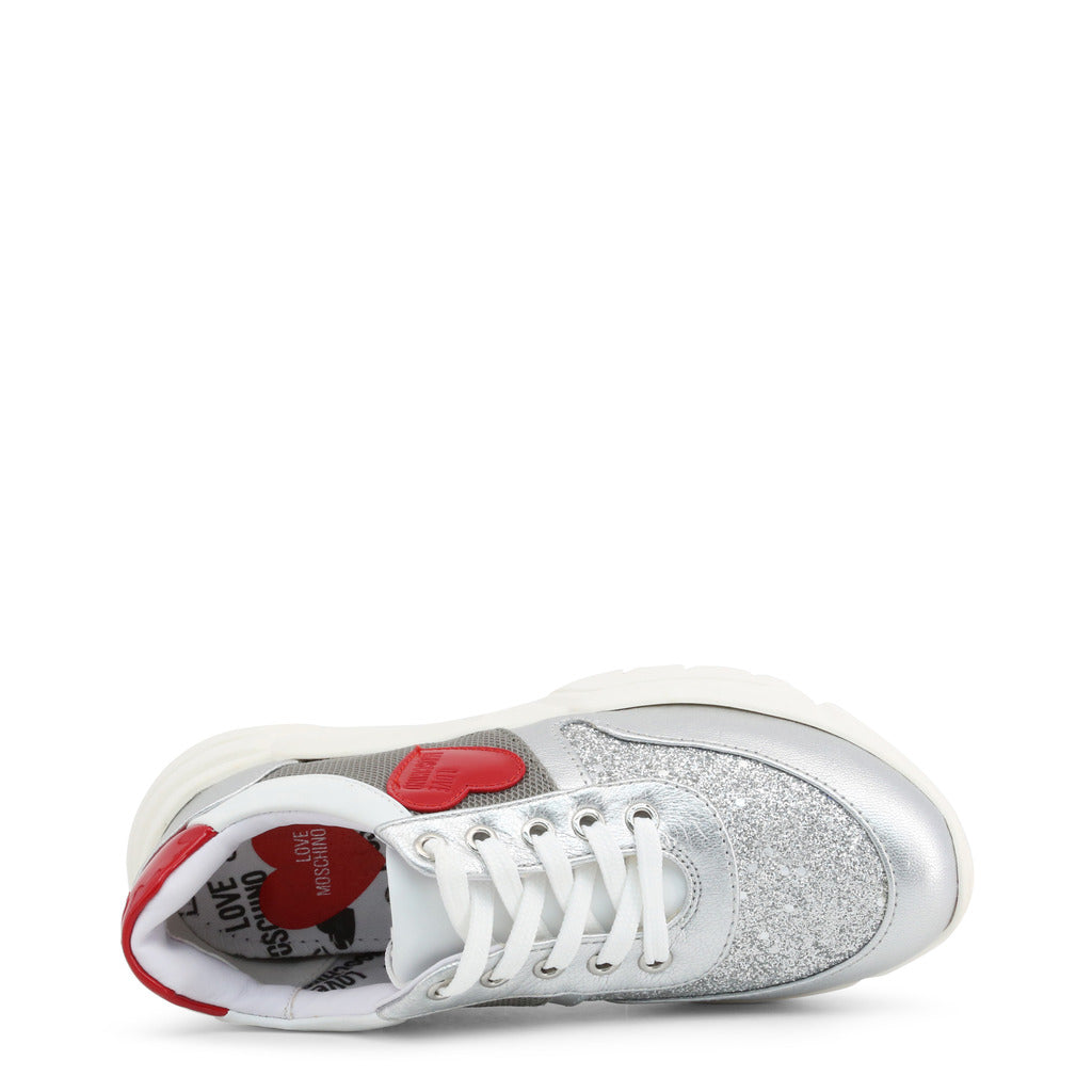 Heart patch sneakers